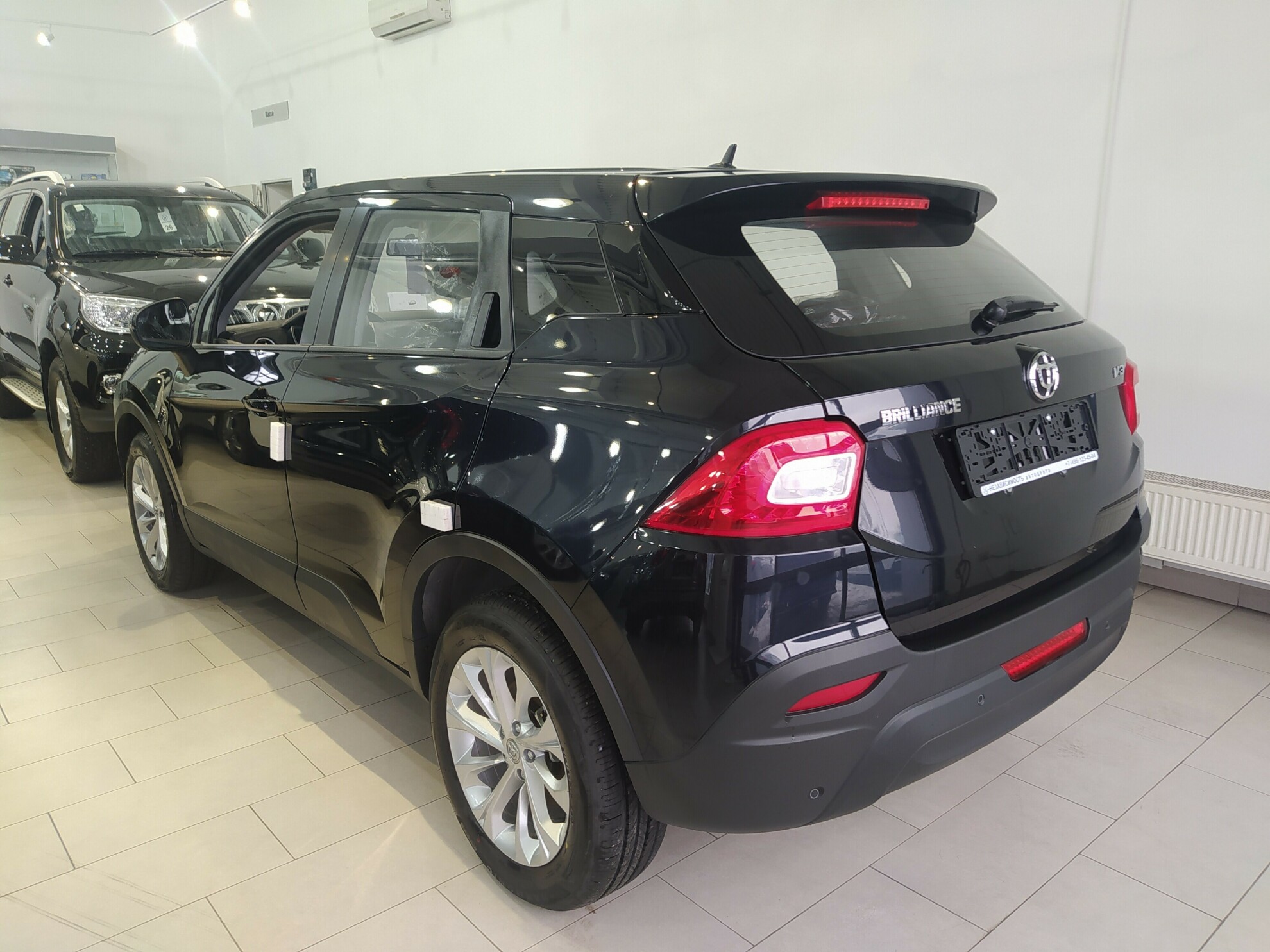 BRILLIANCE V3 миниатюра 3