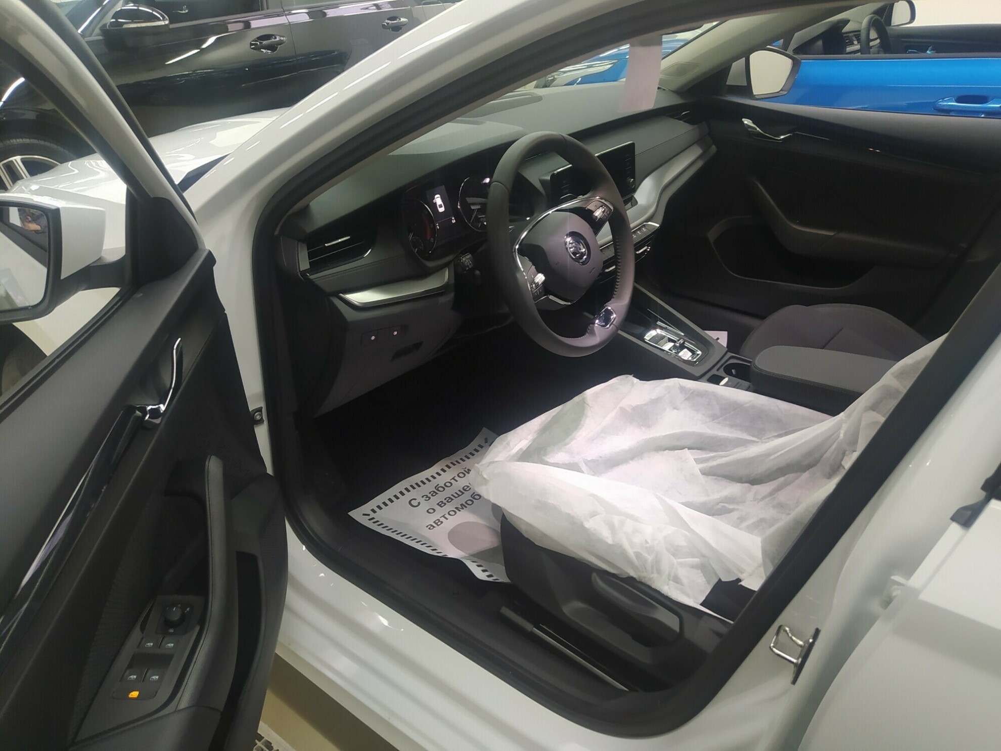 SKODA Octavia миниатюра 5