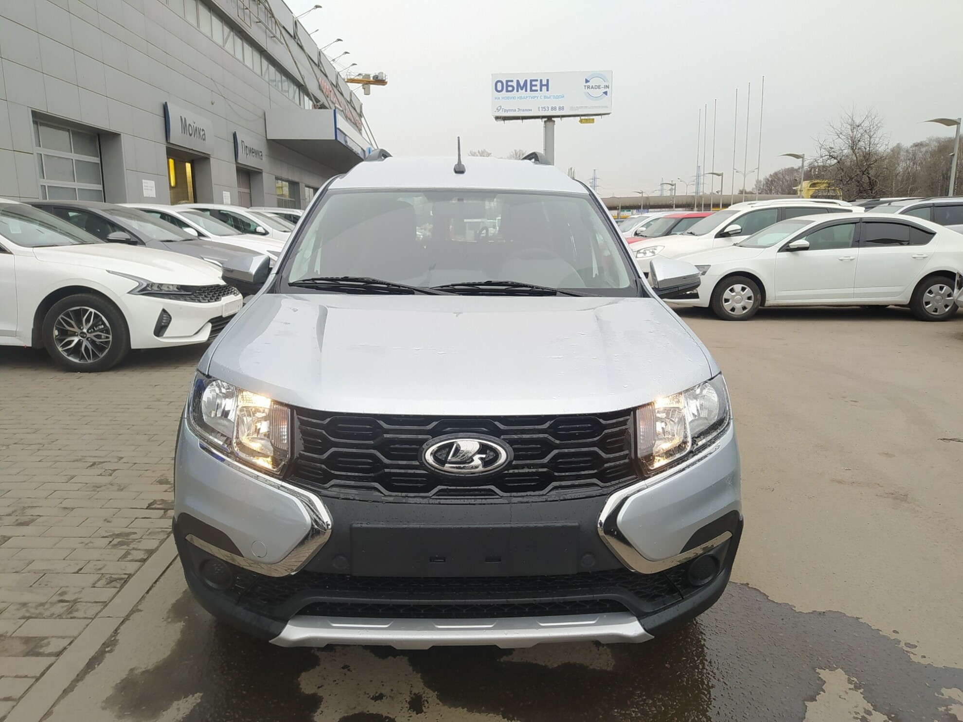 LADA Largus Cross New 5 мест миниатюра 2