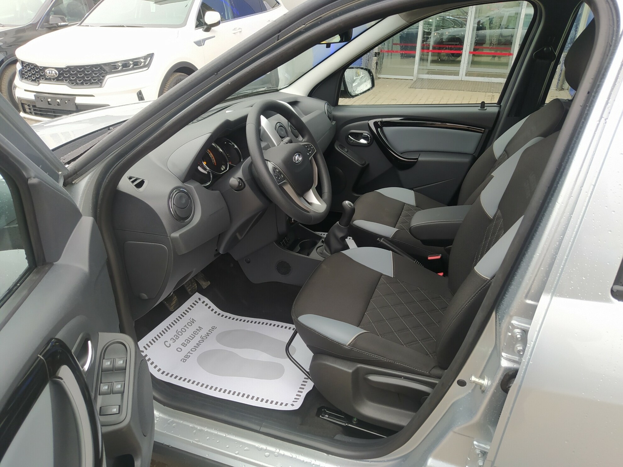 LADA Largus Cross New 5 мест миниатюра 5