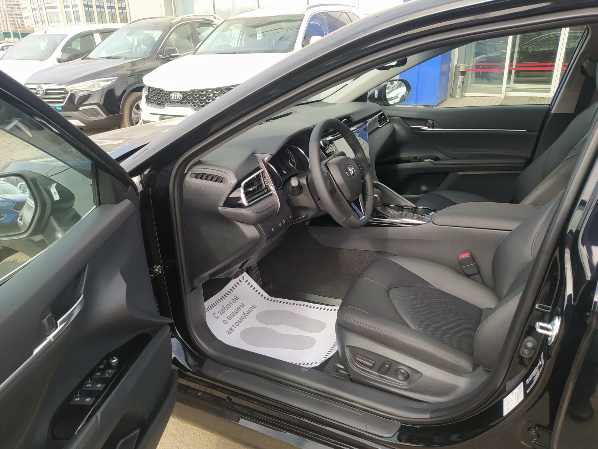 TOYOTA Camry миниатюра 5