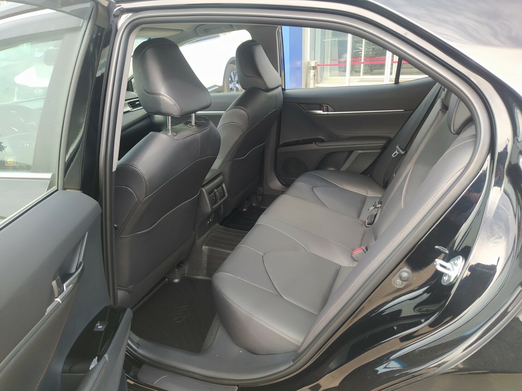 TOYOTA Camry миниатюра 6