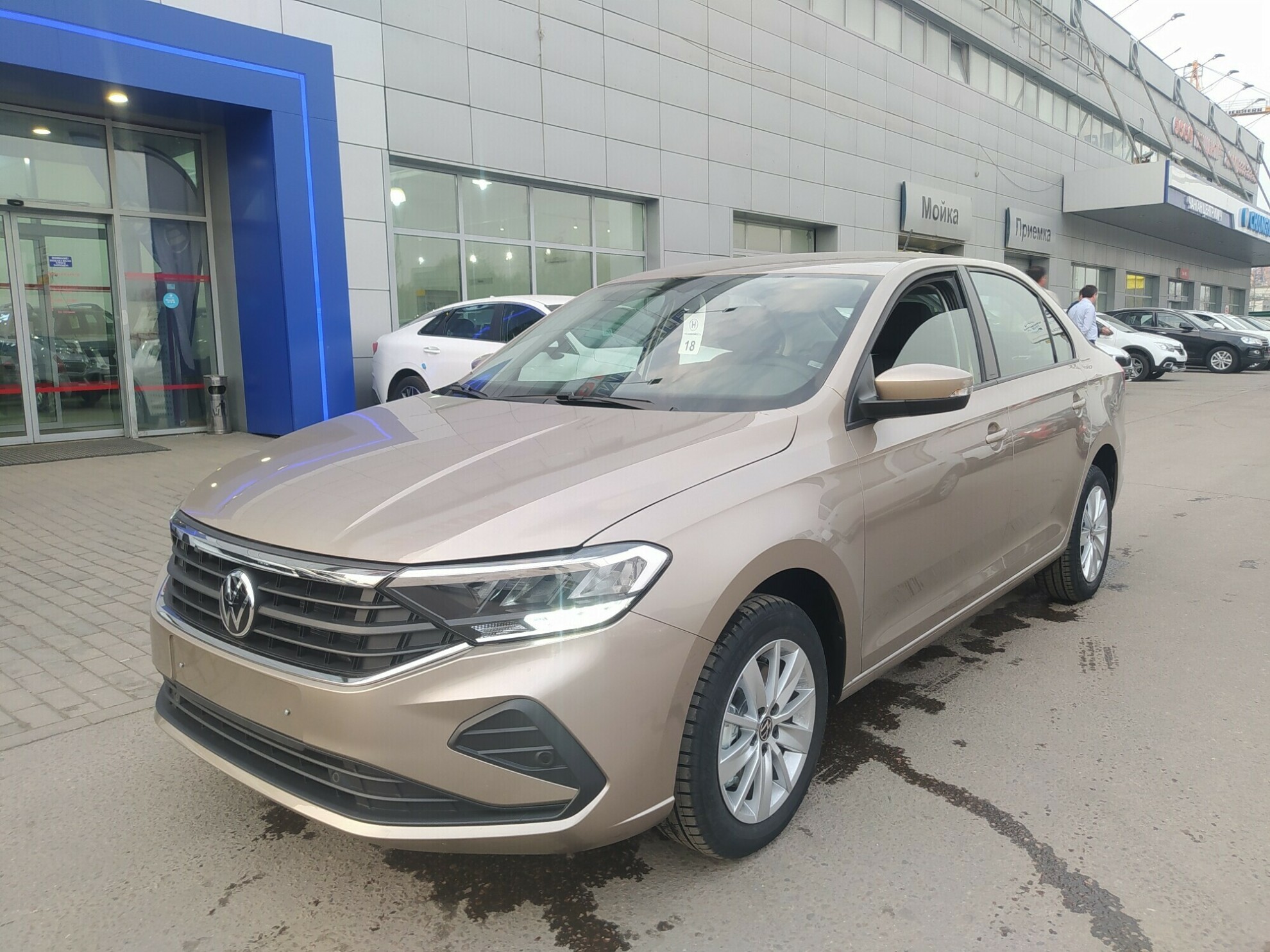 VOLKSWAGEN Polo миниатюра 1