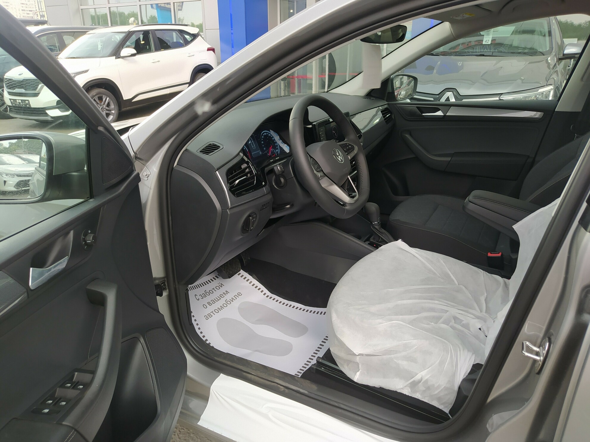 VOLKSWAGEN Polo миниатюра 4