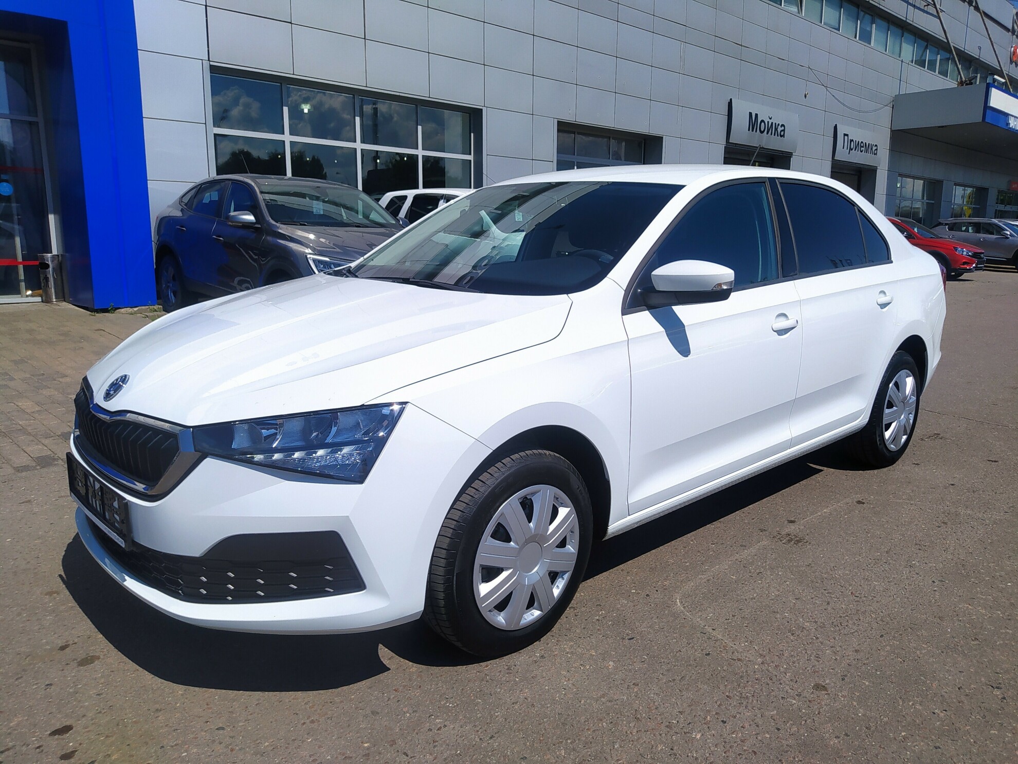 SKODA Rapid миниатюра 1