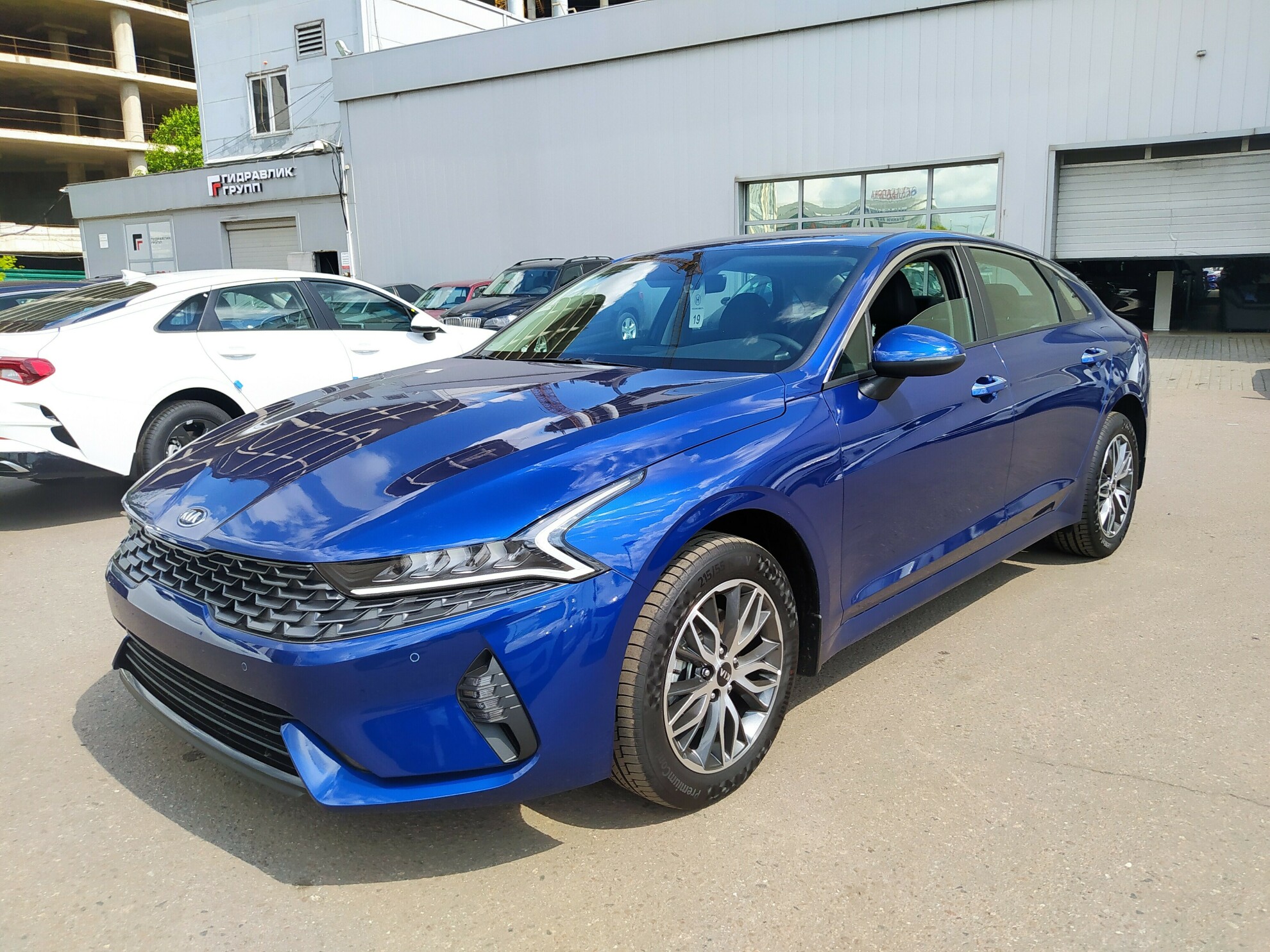 KIA K5 миниатюра 1