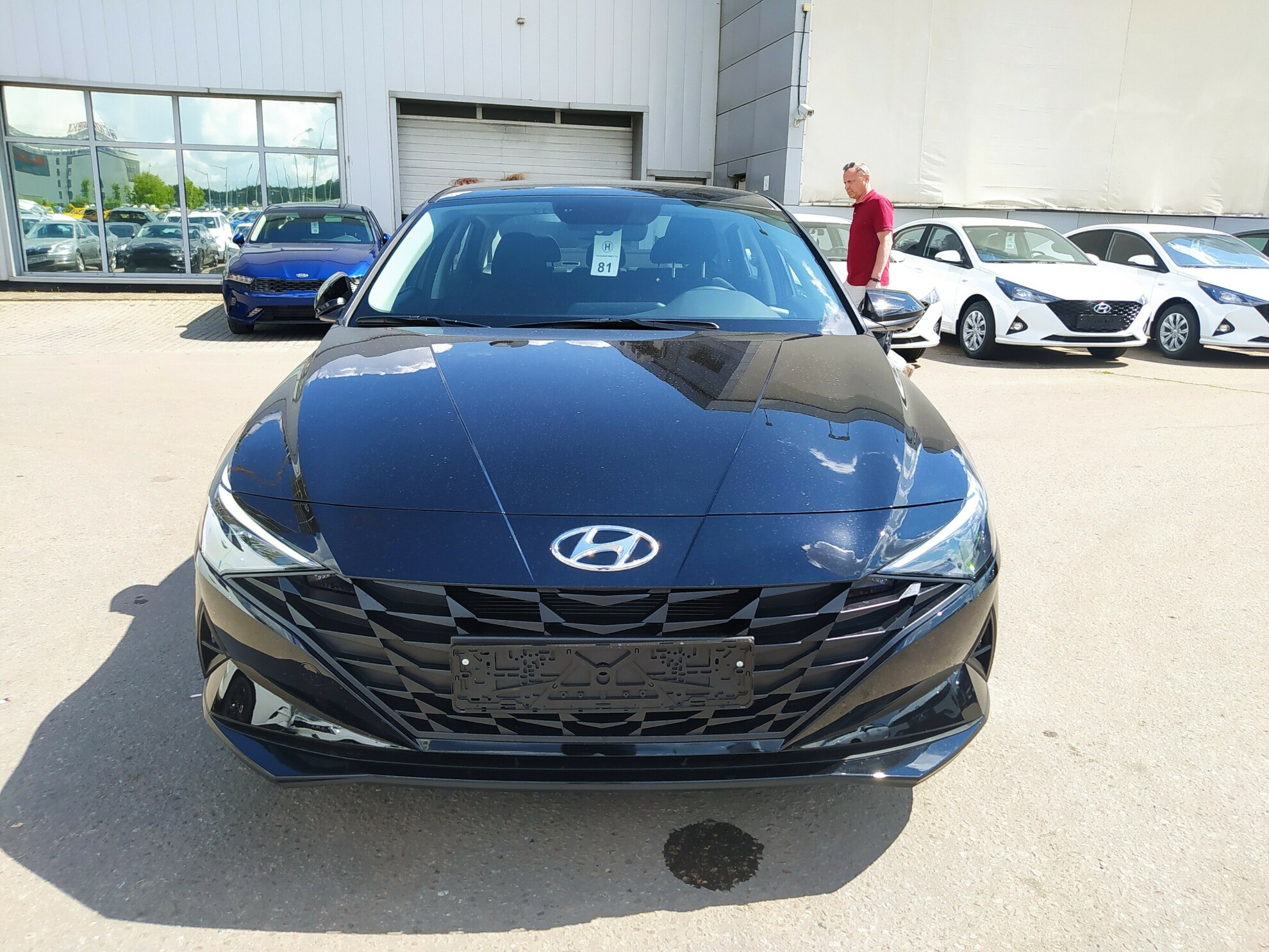 HYUNDAI Elantra миниатюра 2