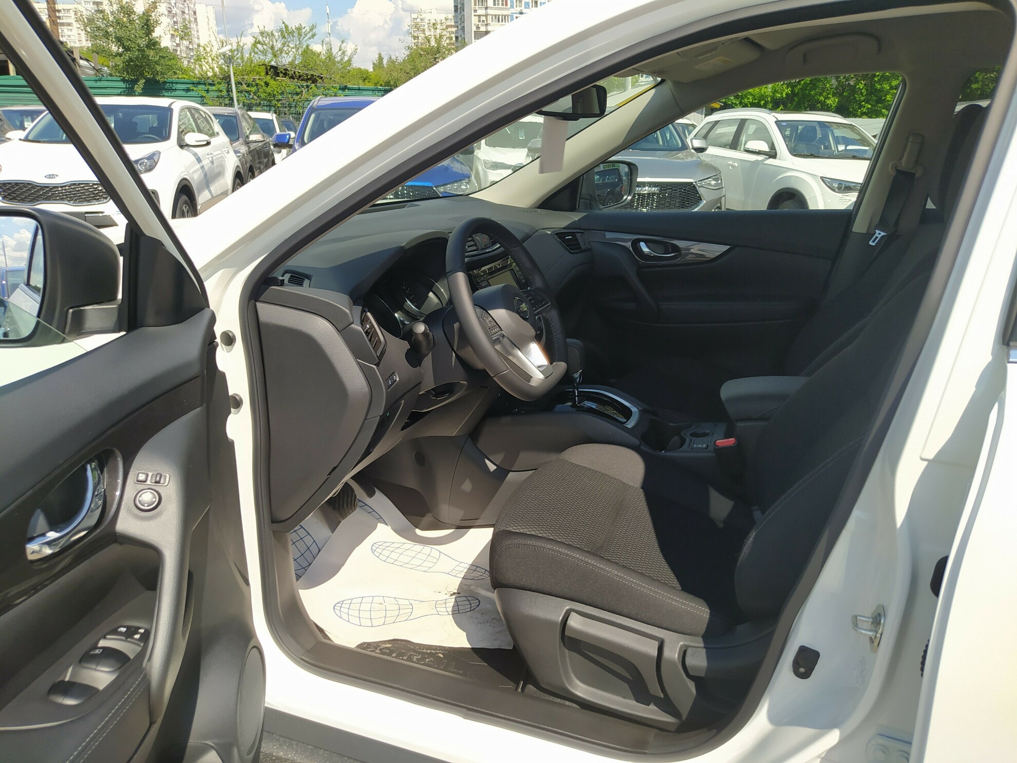NISSAN X-TRAIL NEW миниатюра 5