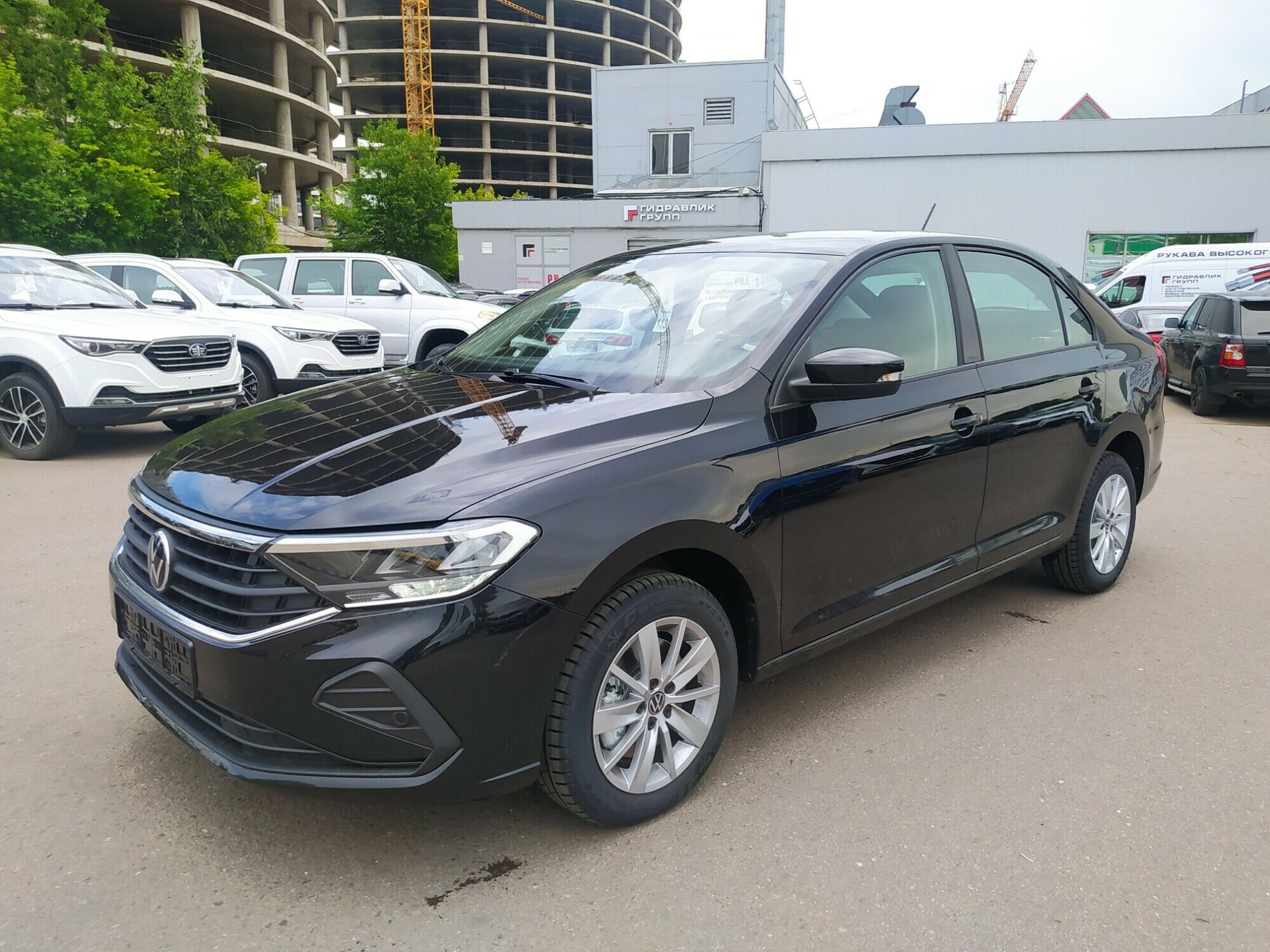 Превью VOLKSWAGEN Polo