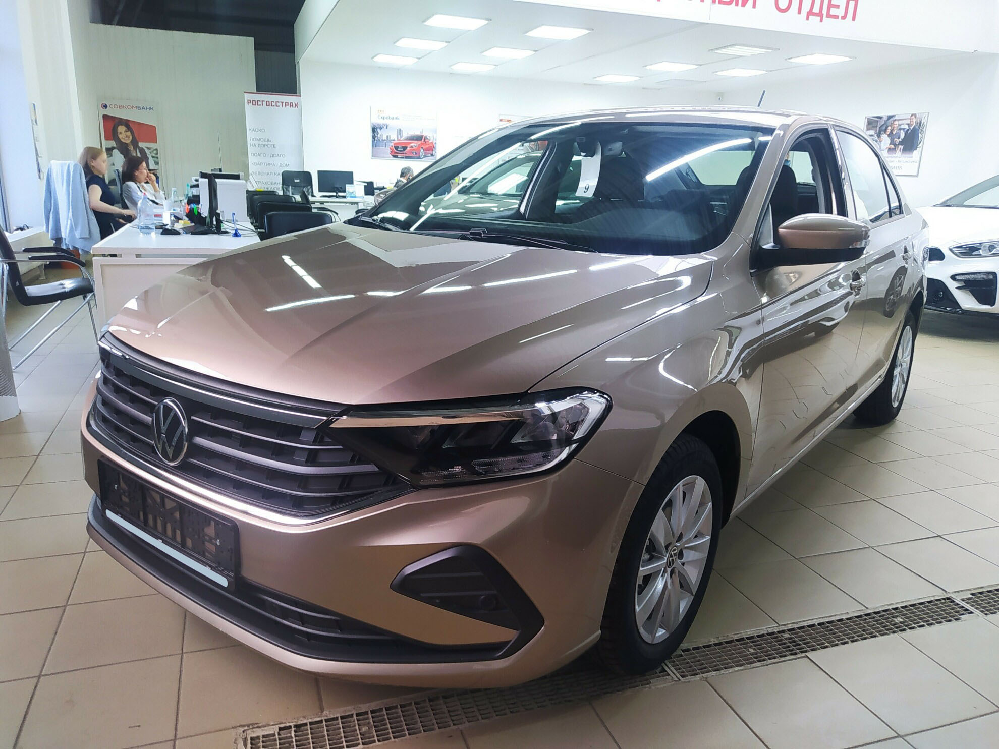 Превью VOLKSWAGEN Polo