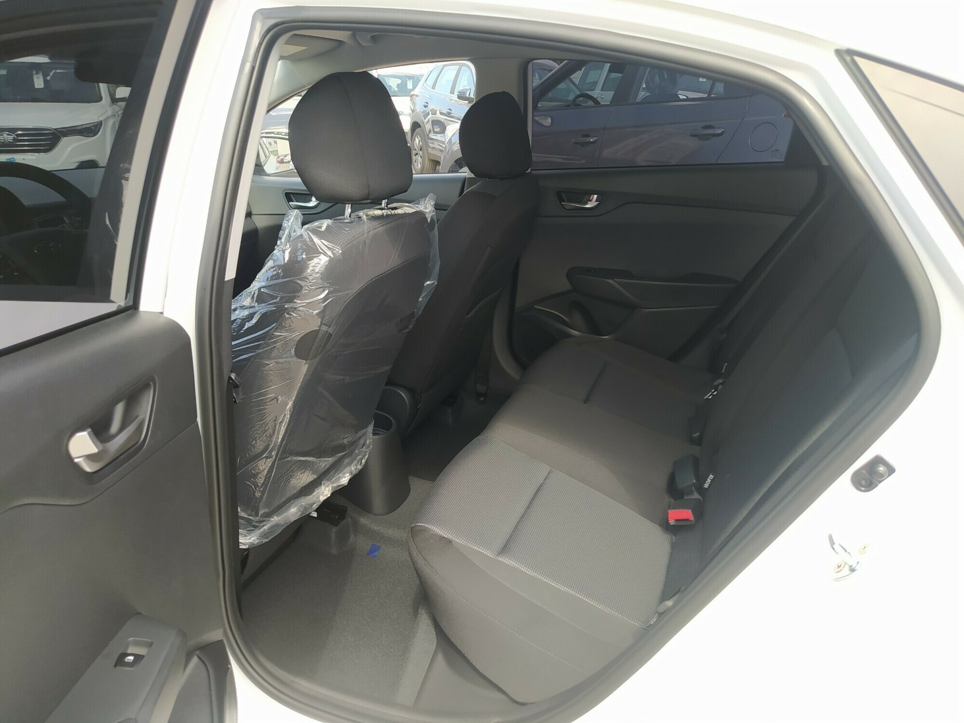 HYUNDAI Solaris миниатюра 6