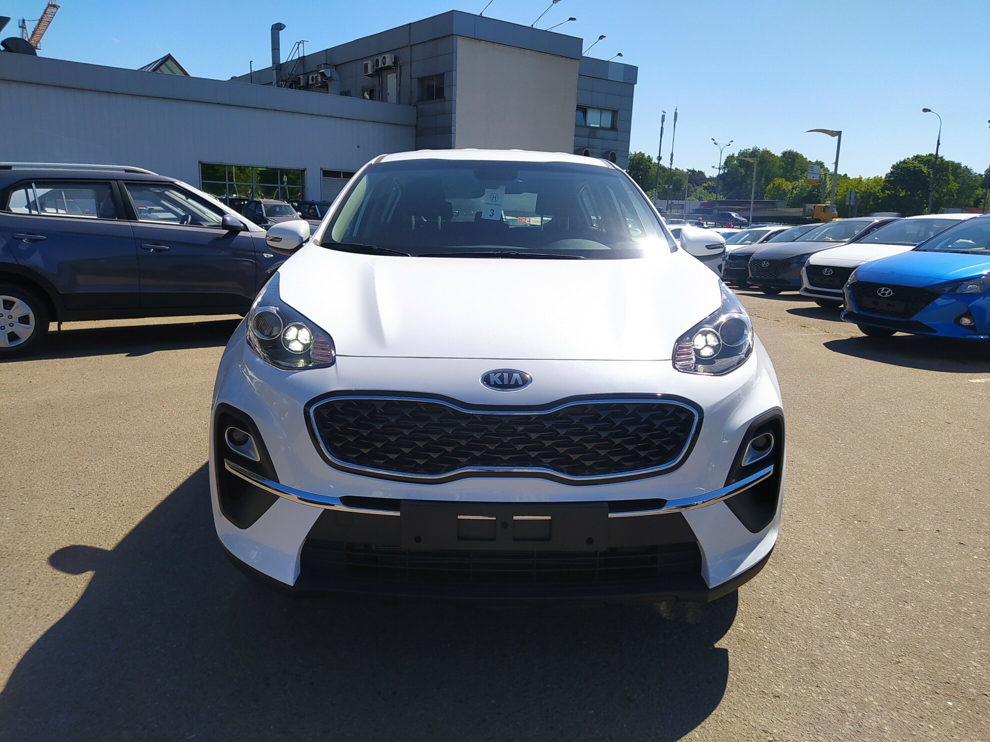 KIA Sportage миниатюра 2
