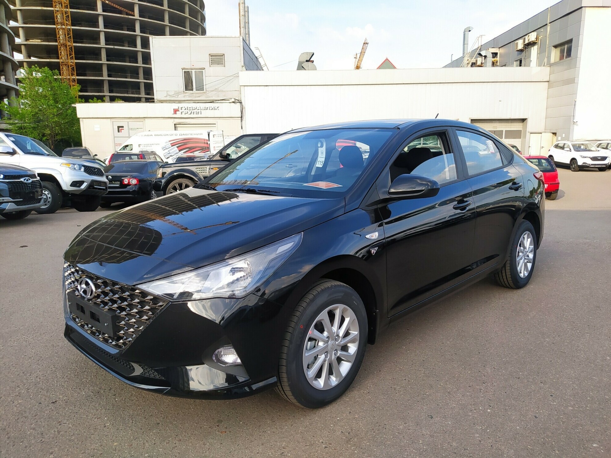 HYUNDAI Solaris миниатюра 1