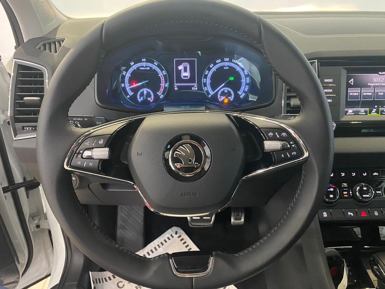 SKODA Karoq миниатюра 5