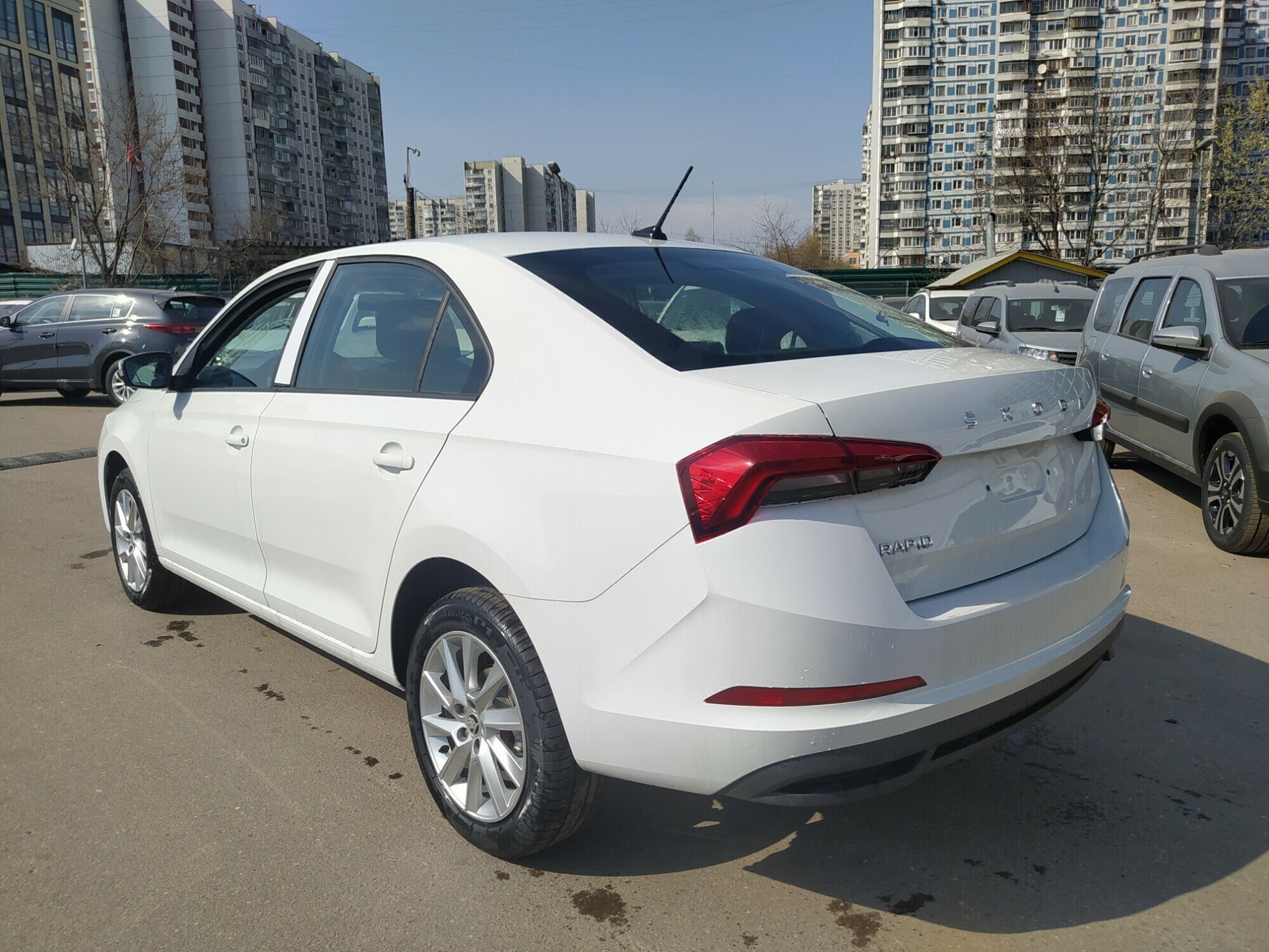 SKODA Rapid миниатюра 3