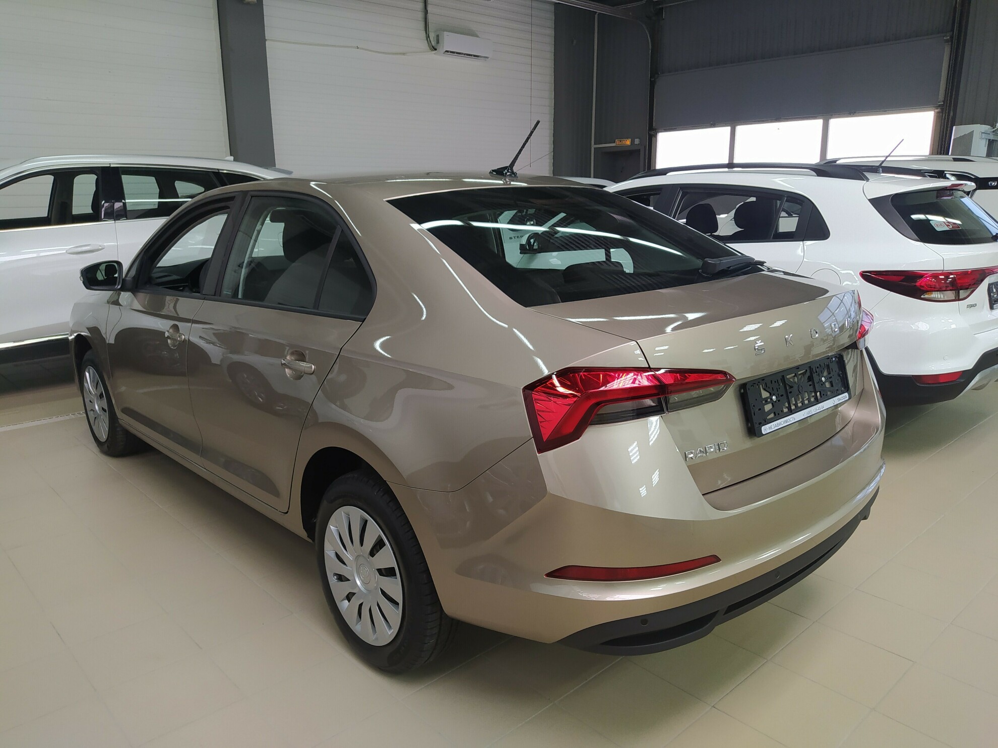SKODA Rapid миниатюра 3