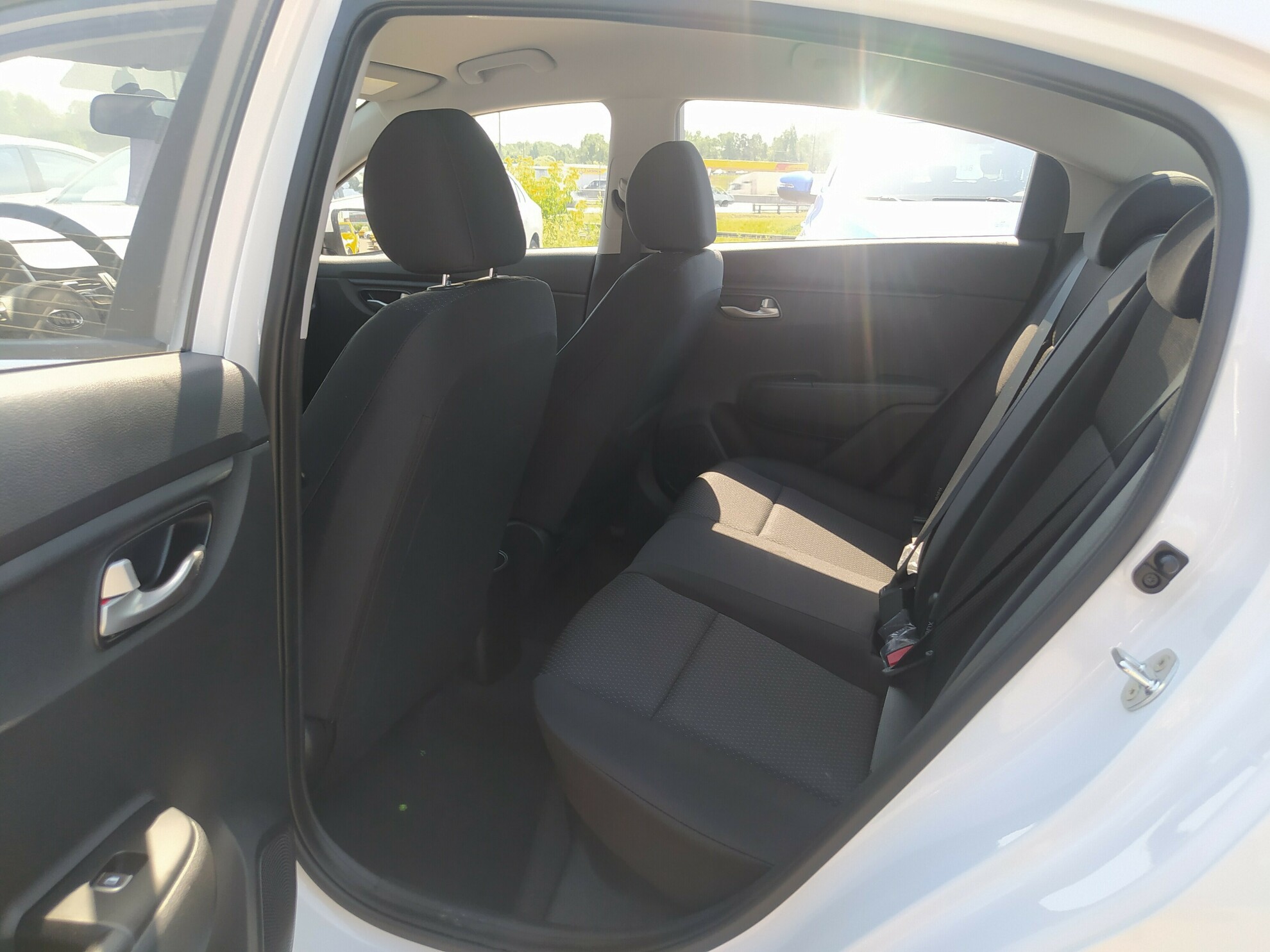 KIA Rio миниатюра 6