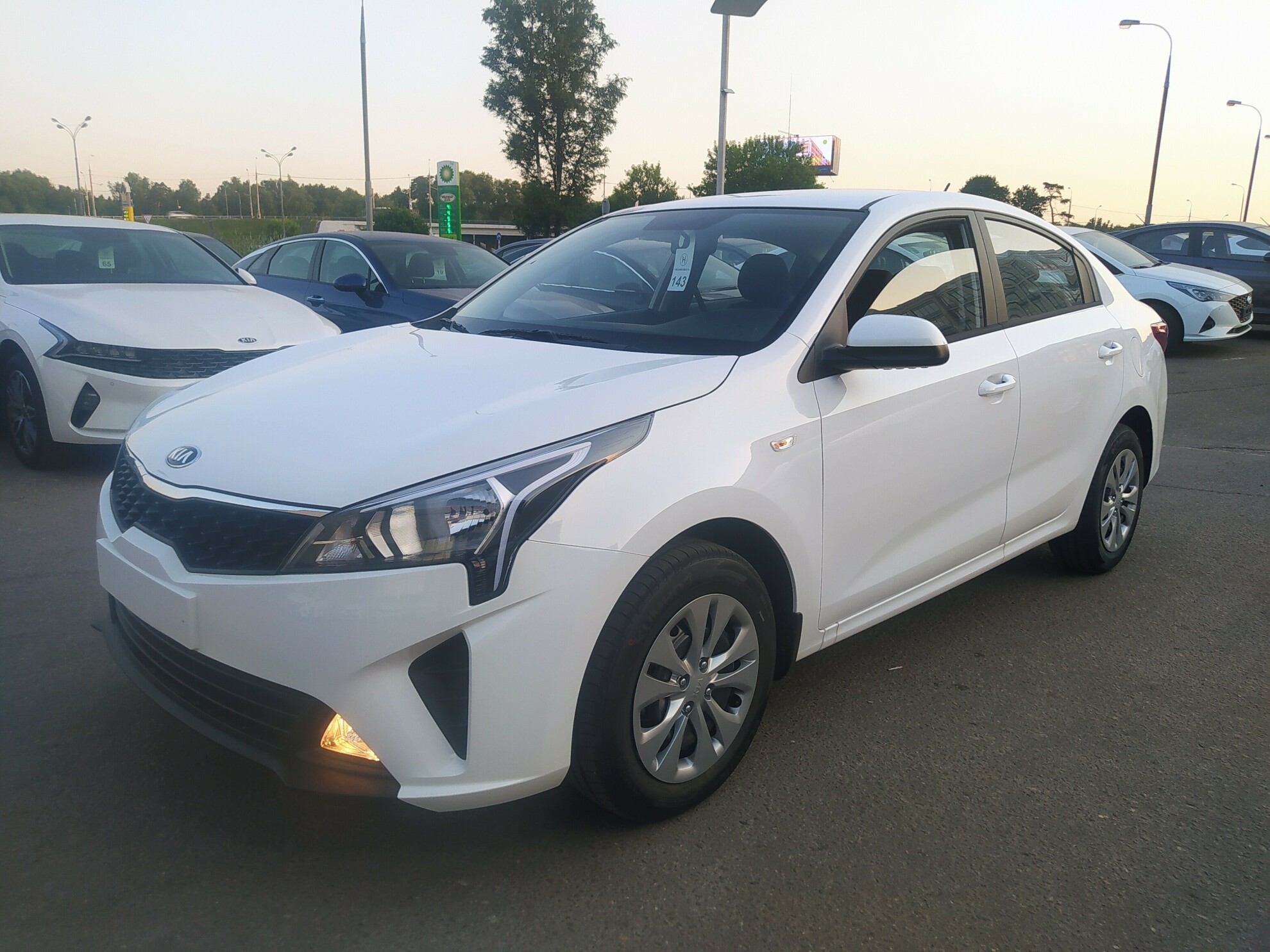 Превью KIA Rio