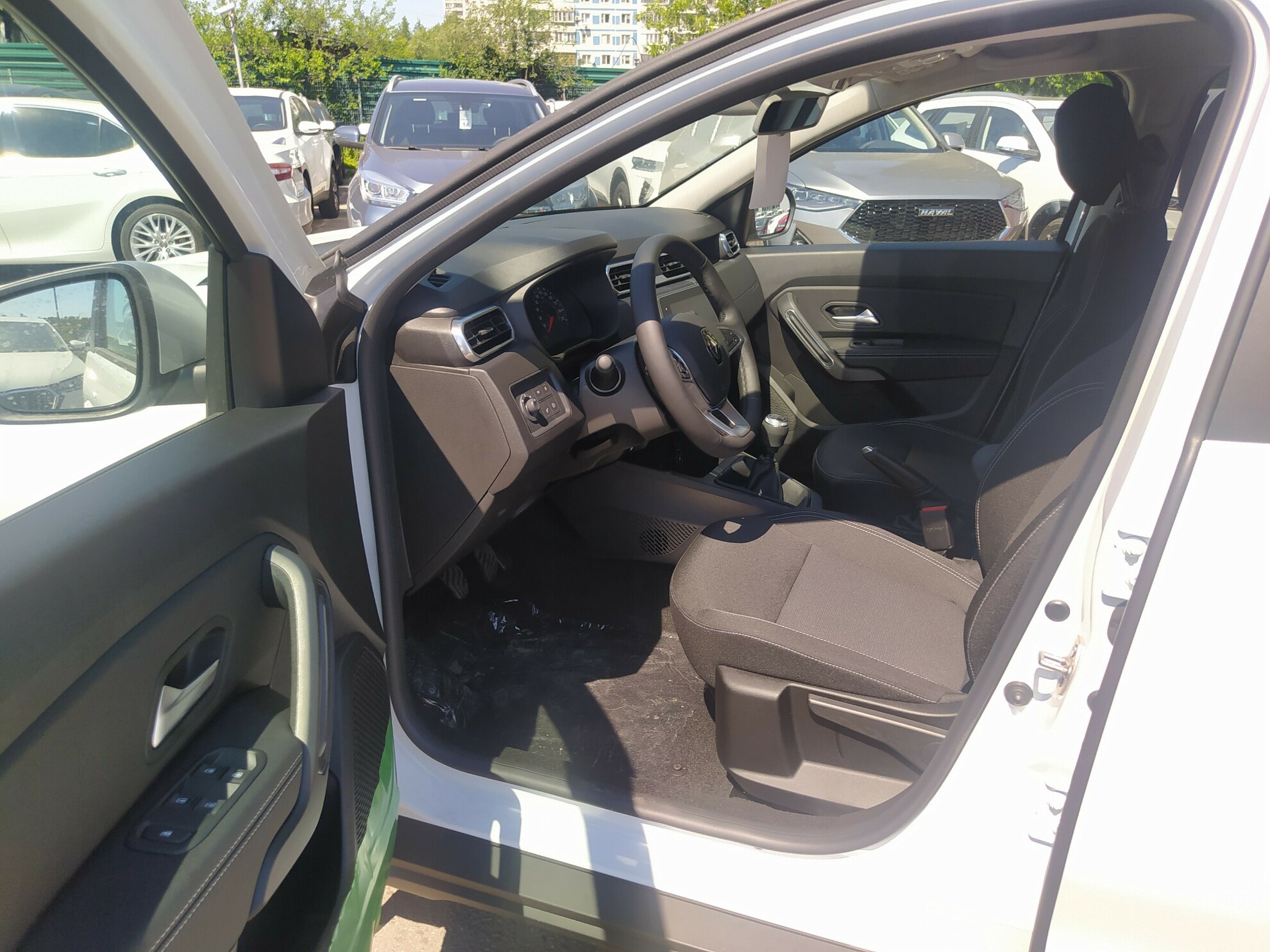 RENAULT Duster New миниатюра 4
