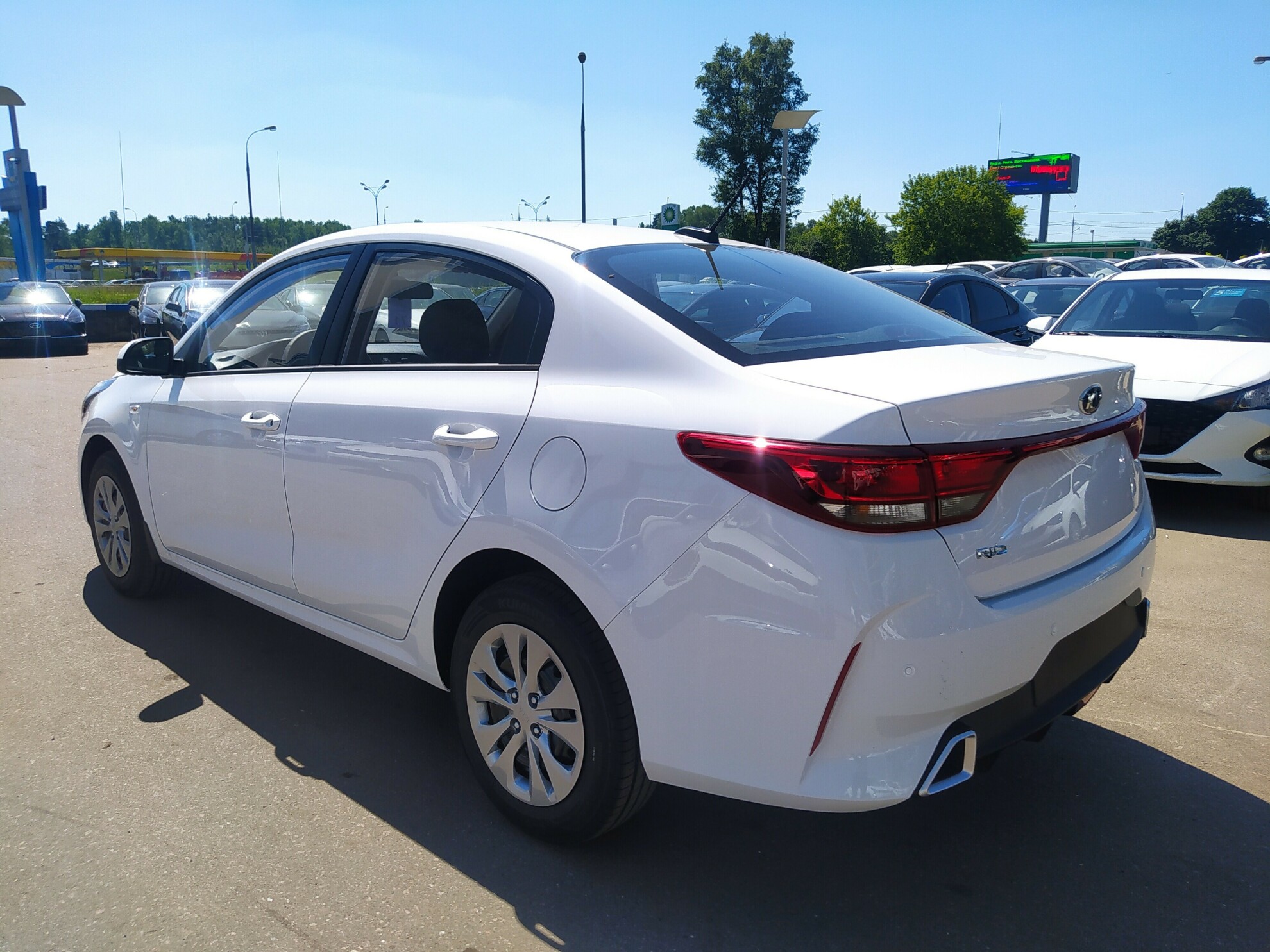 KIA Rio миниатюра 3