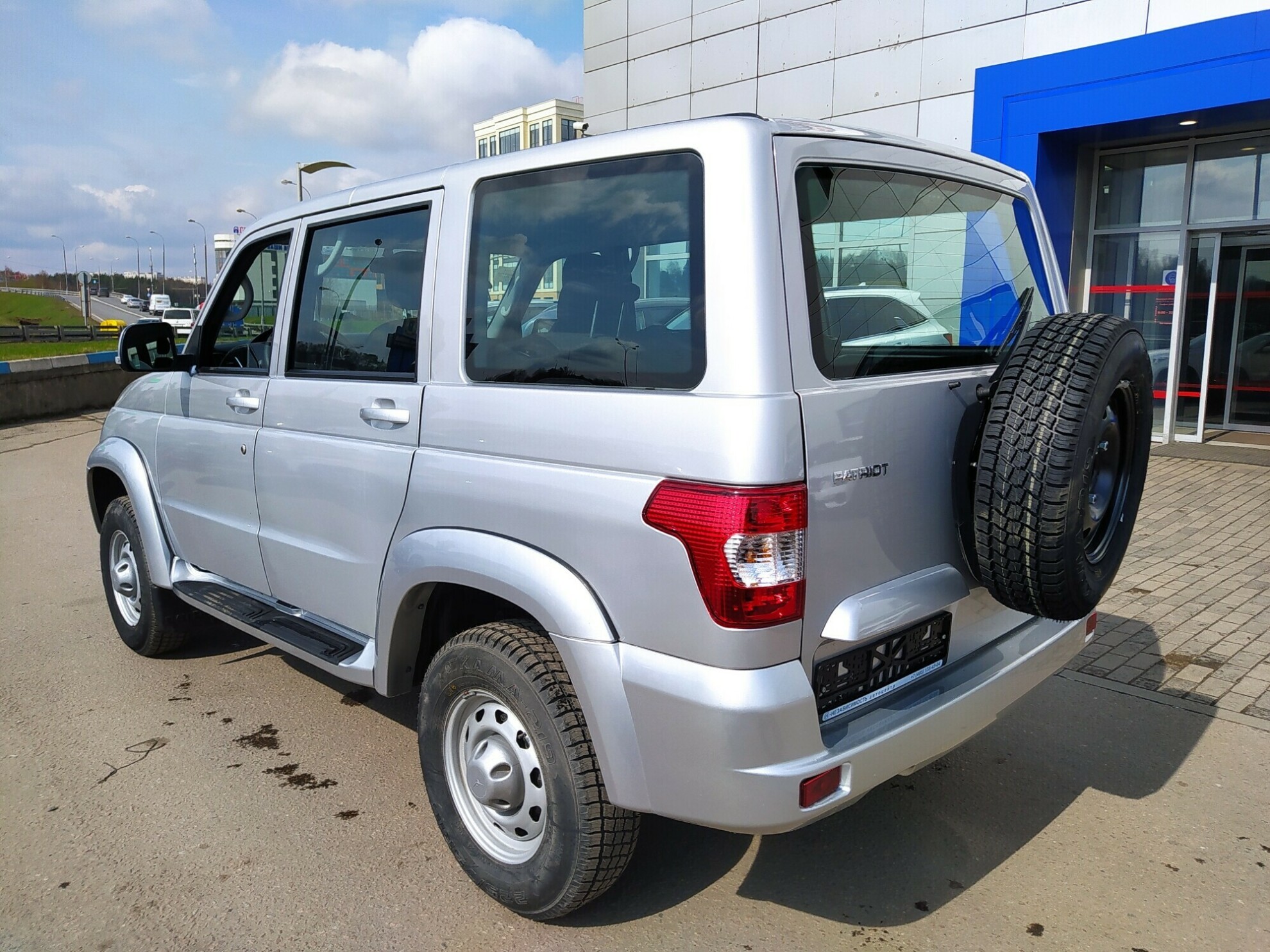 UAZ Patriot New миниатюра 3