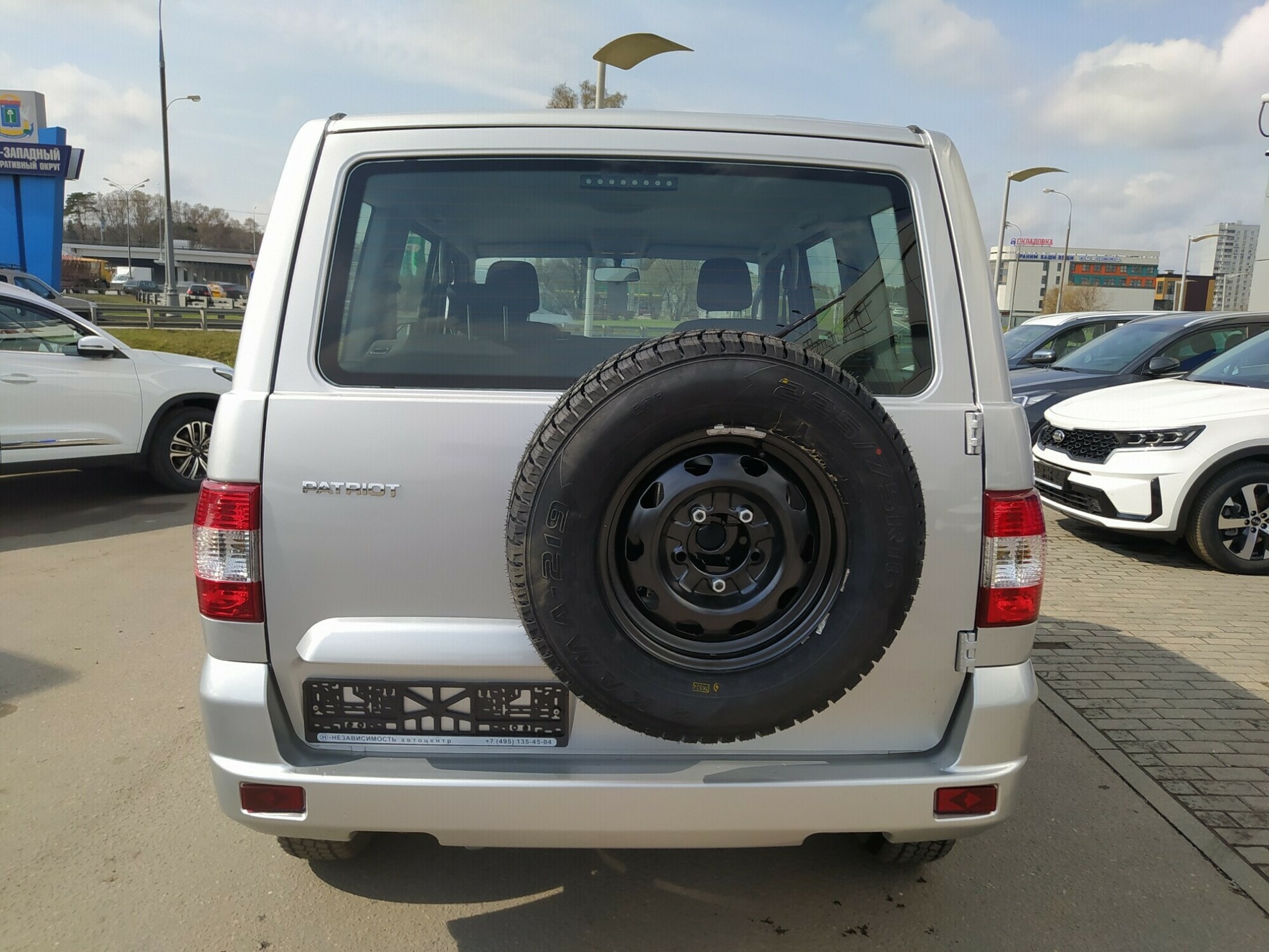 UAZ Patriot New миниатюра 4