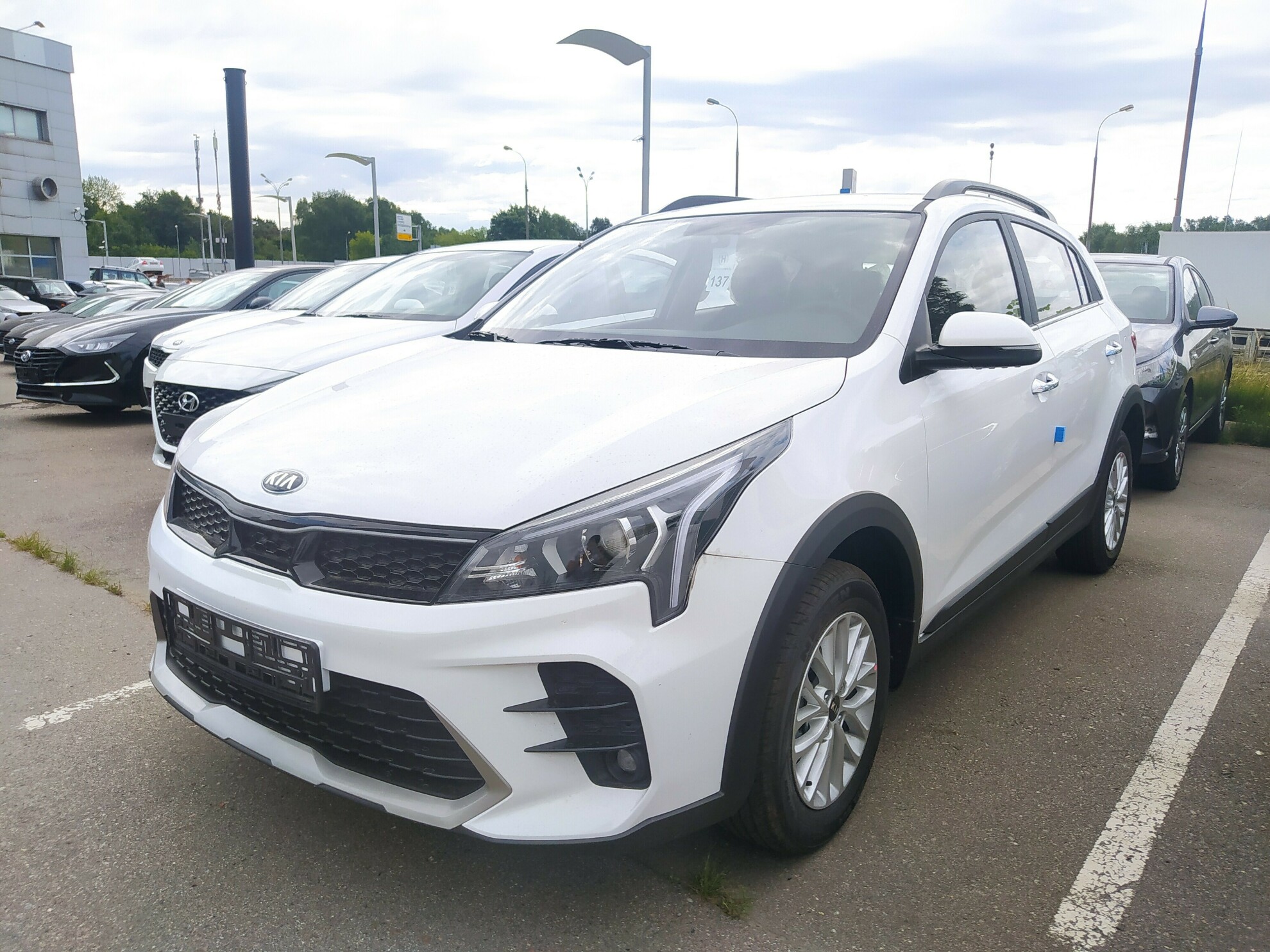 Превью KIA Rio X