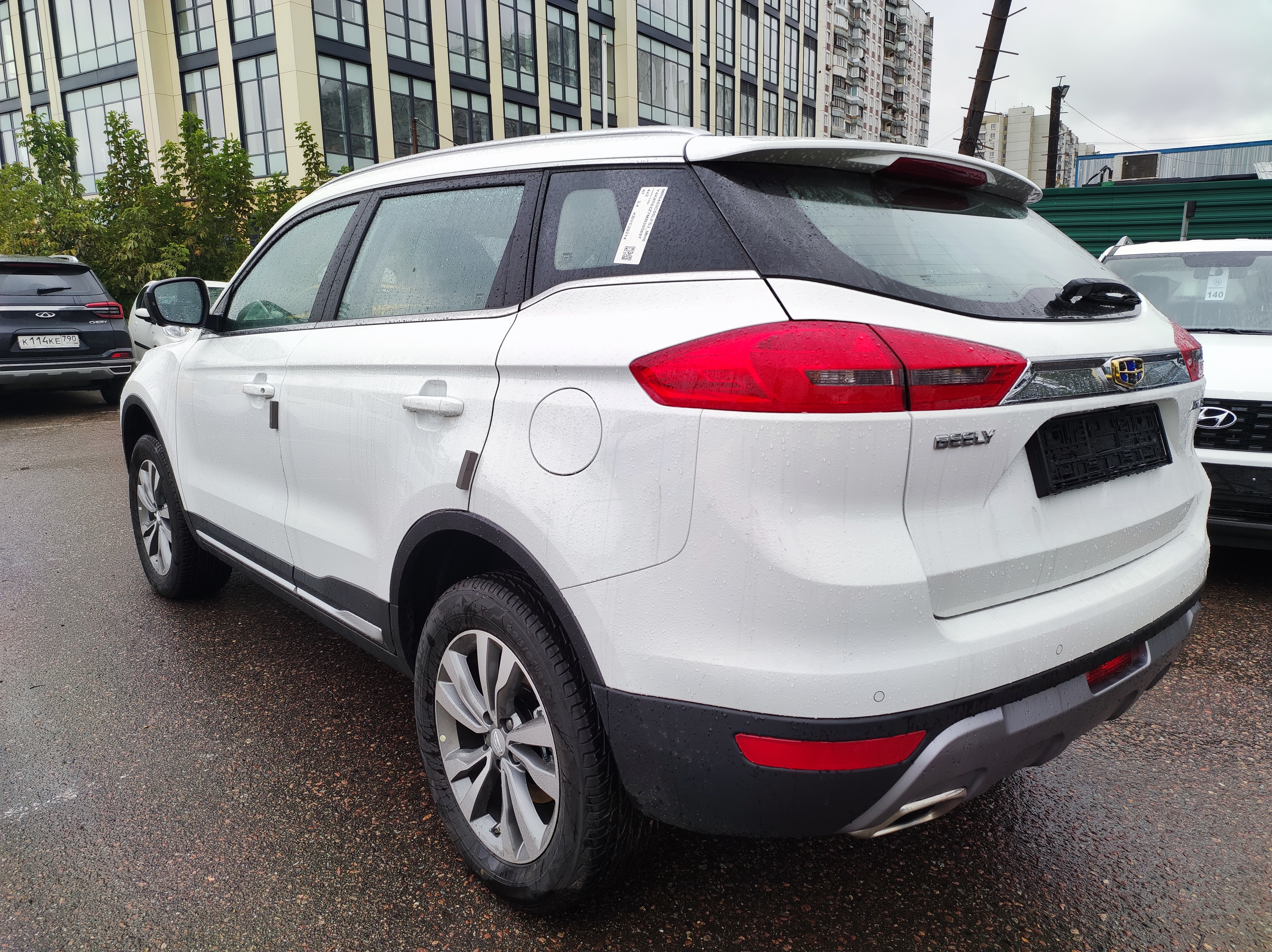 GEELY Atlas миниатюра 3
