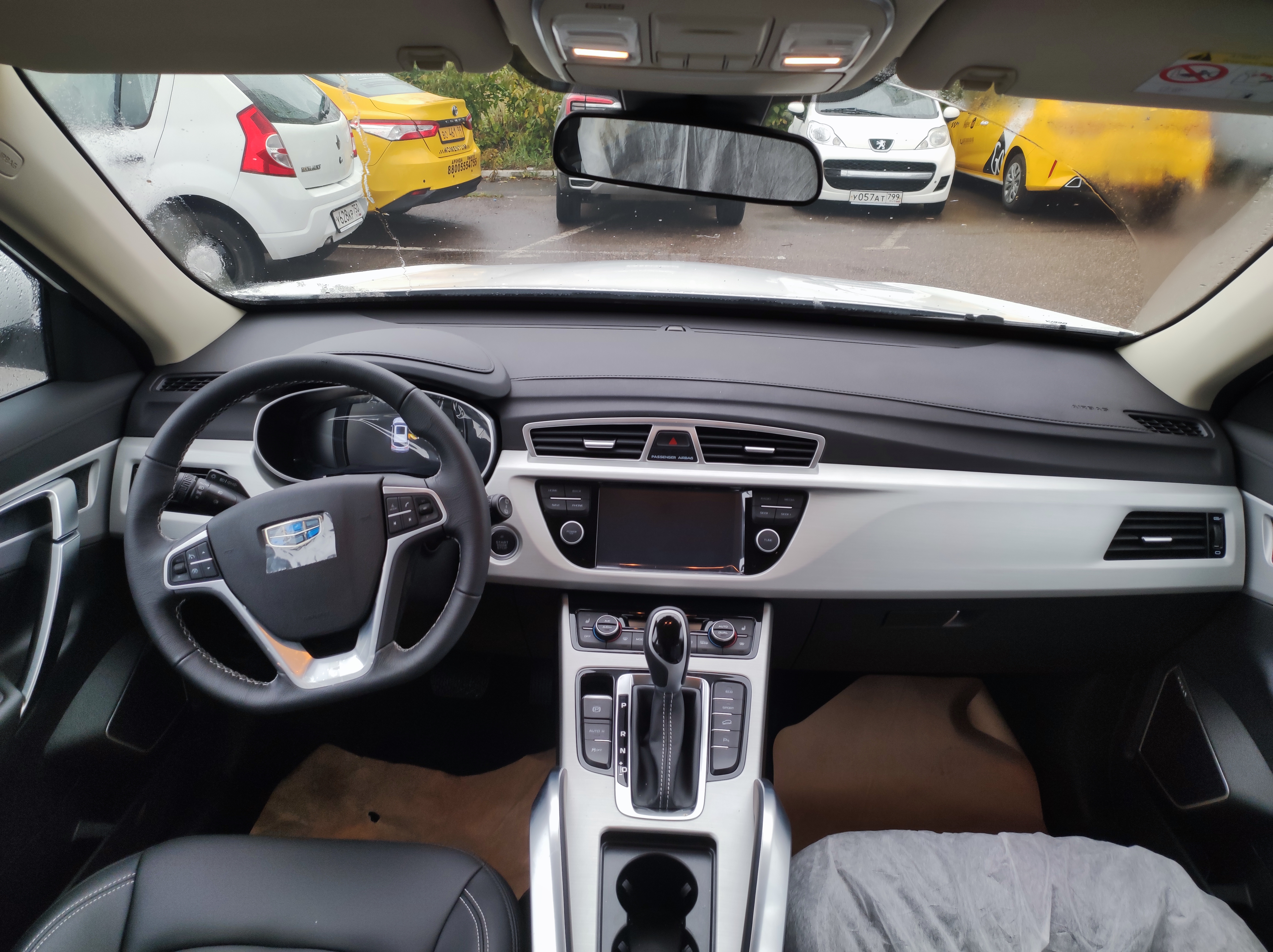 GEELY Atlas миниатюра 6