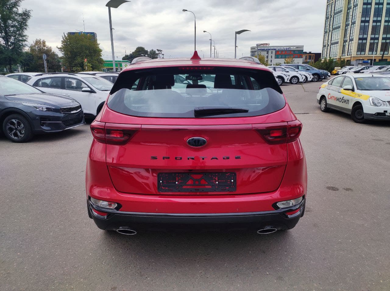 KIA Sportage миниатюра 5