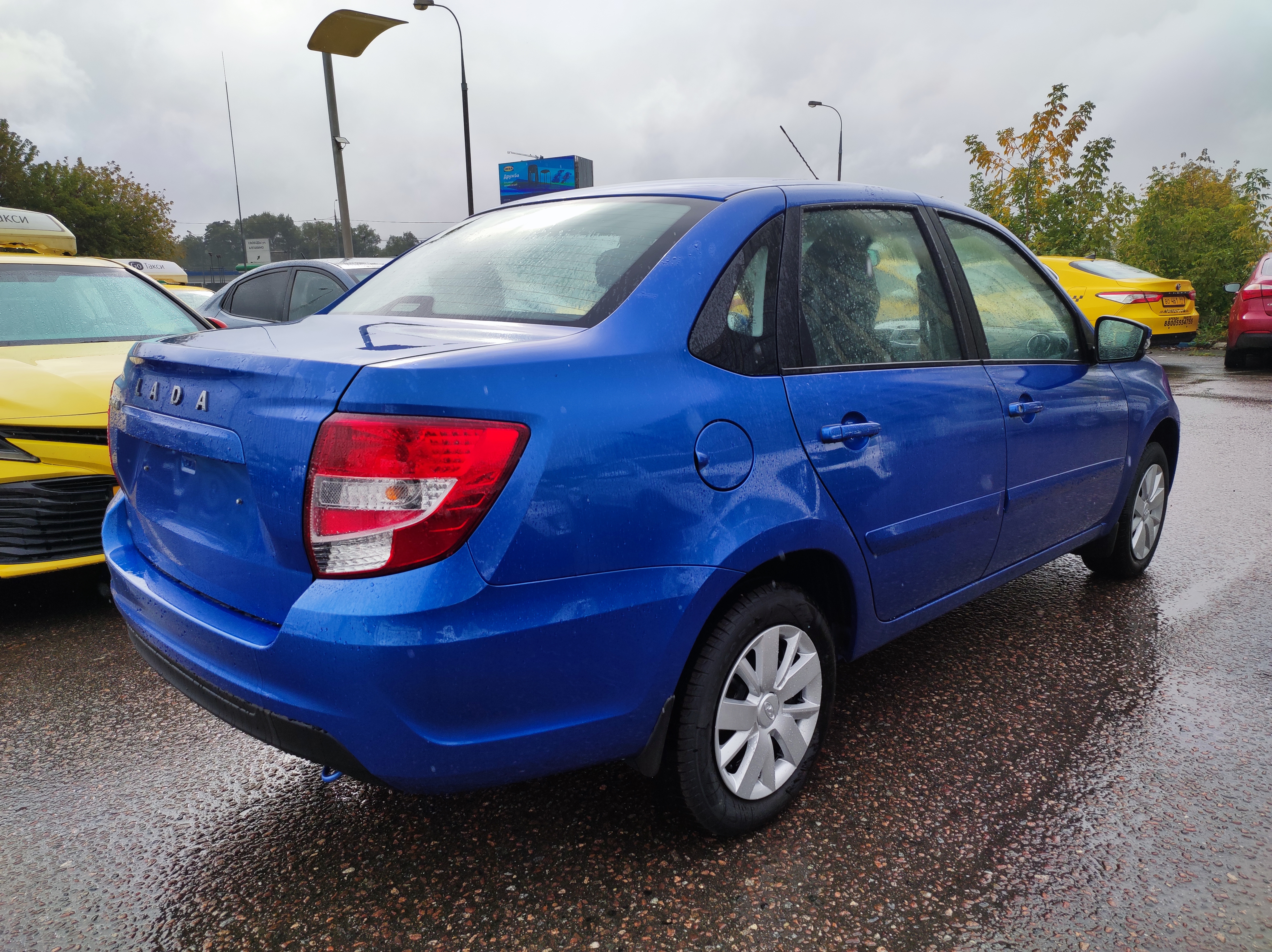 LADA Granta Седан New миниатюра 3