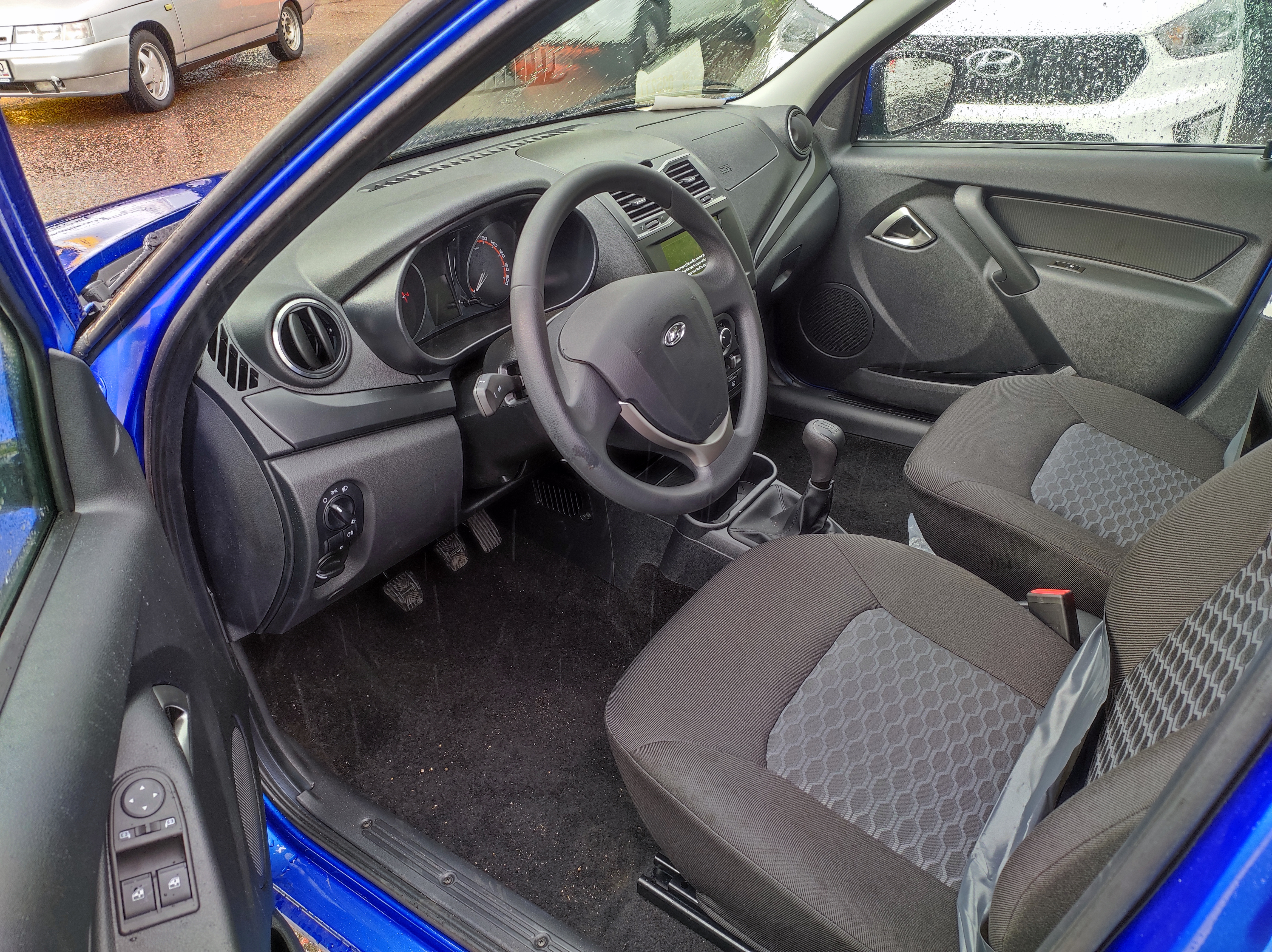 LADA Granta Седан New миниатюра 5