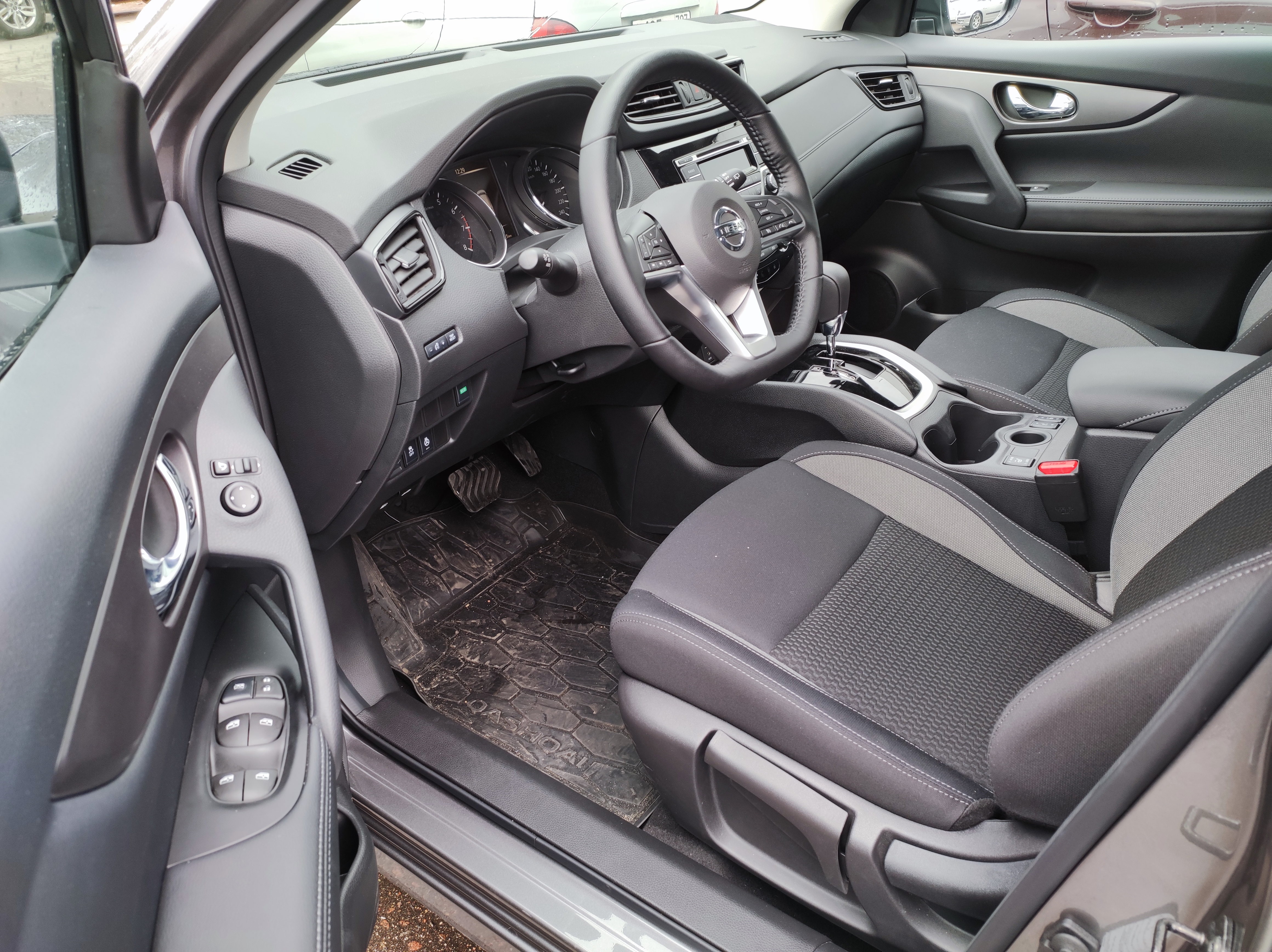 NISSAN Qashqai миниатюра 5