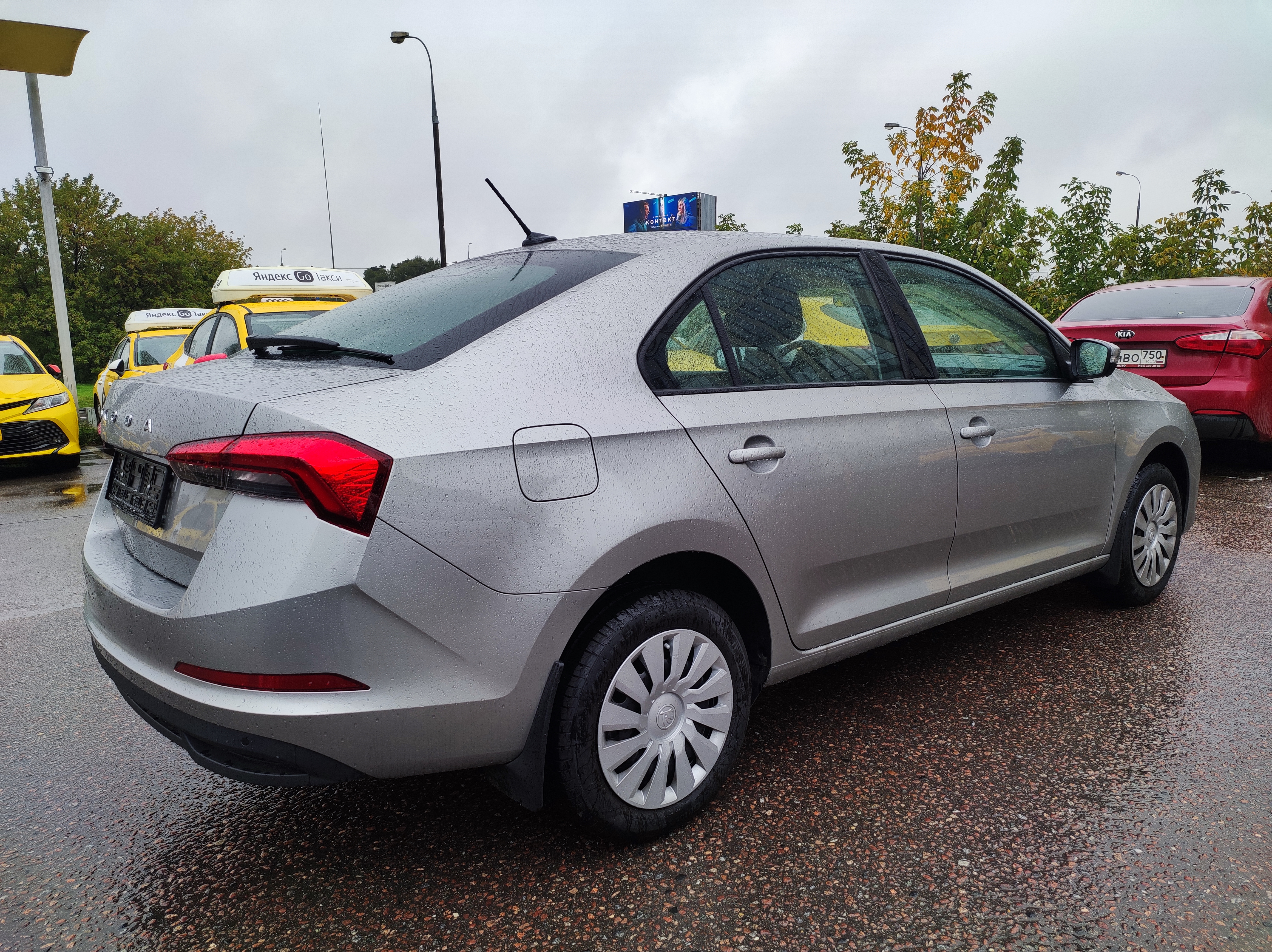 SKODA Rapid миниатюра 3