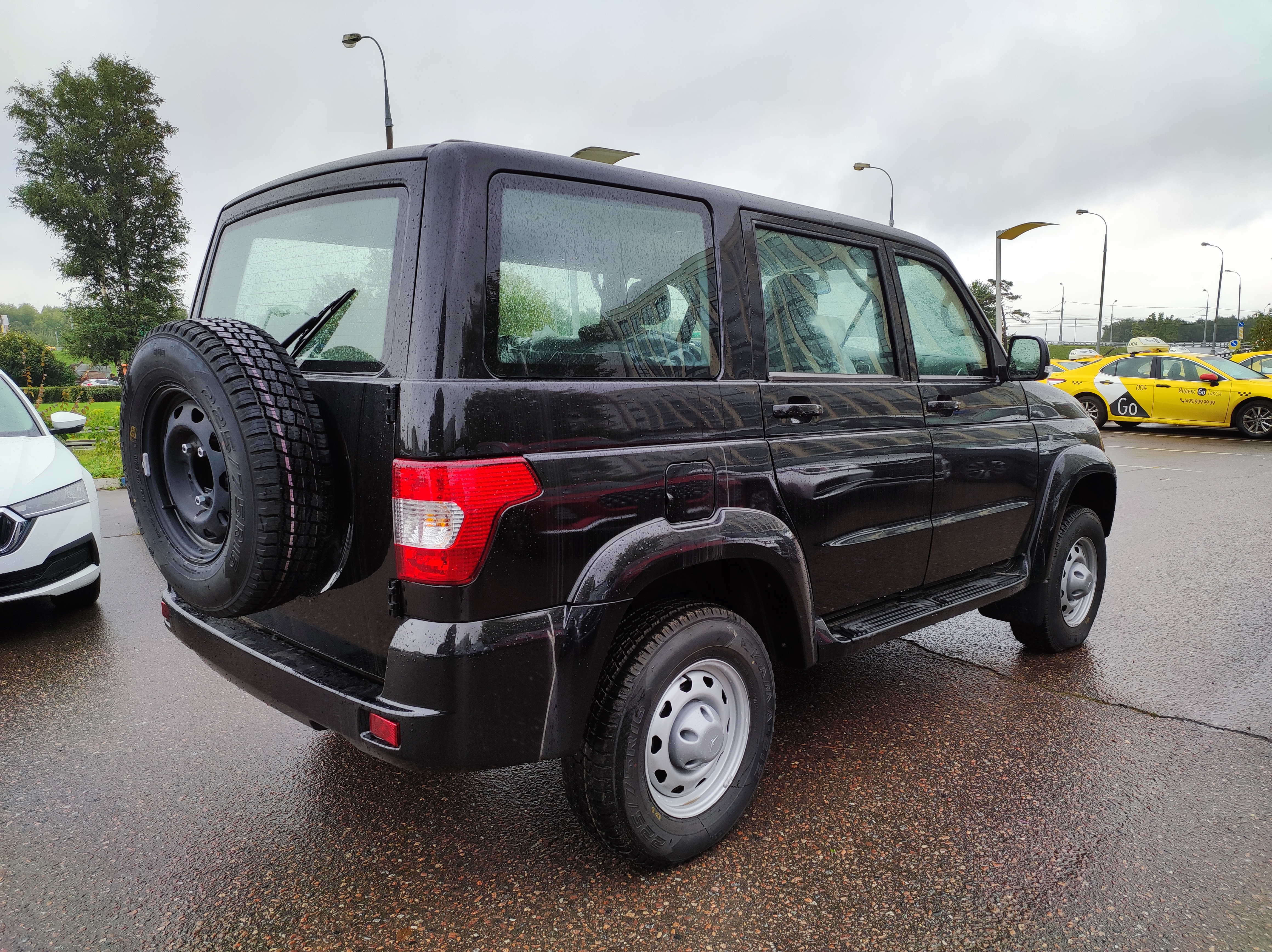 UAZ Patriot New миниатюра 3