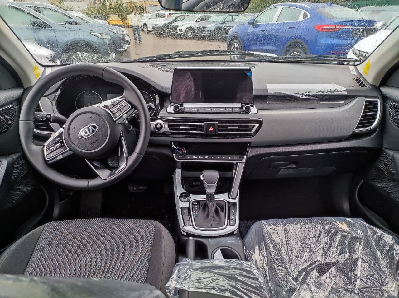 KIA Seltos миниатюра 6