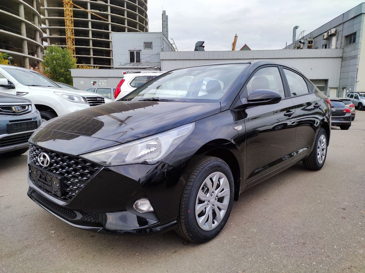 HYUNDAI Solaris миниатюра 1