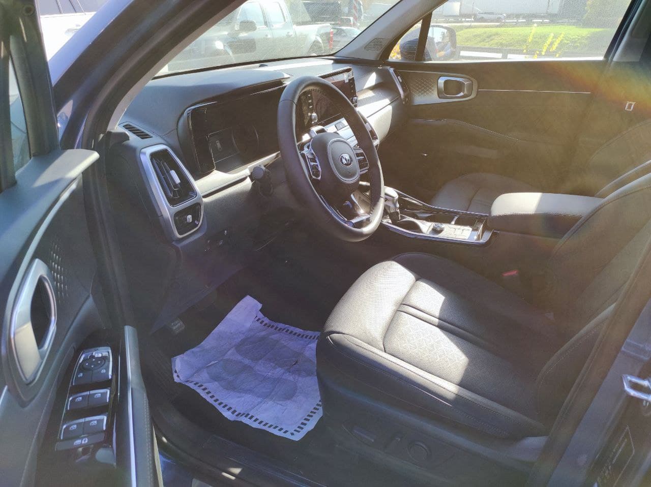 KIA Sorento миниатюра 5