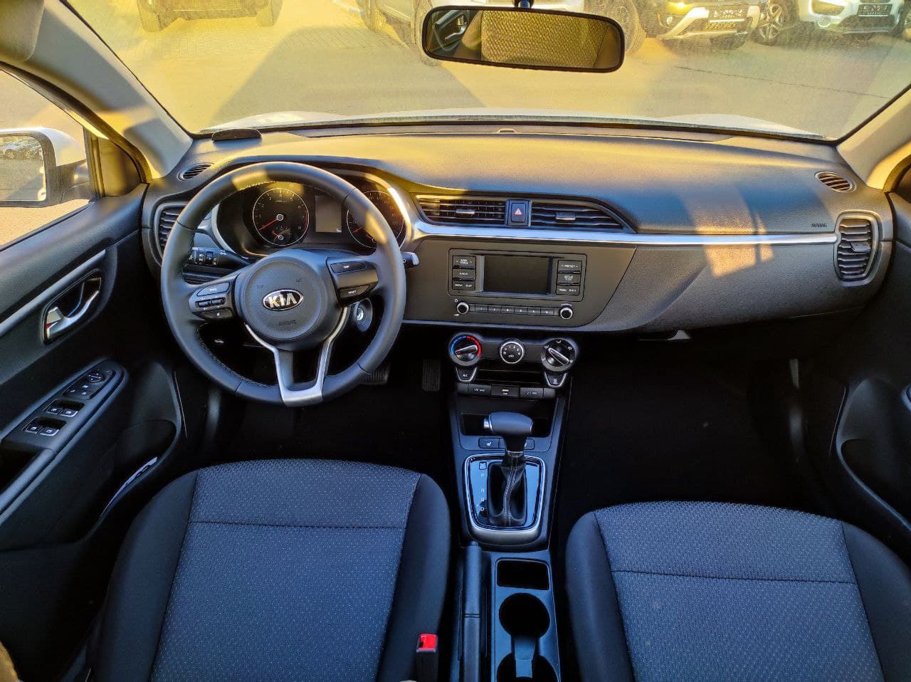 KIA Rio миниатюра 6