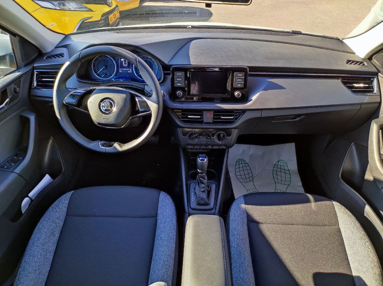 SKODA Rapid миниатюра 6