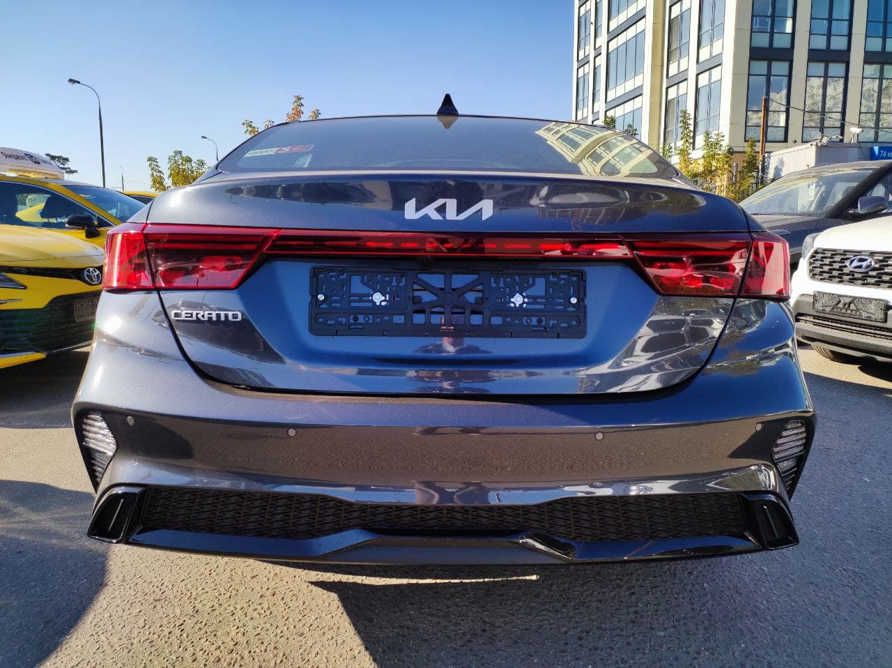 KIA Cerato миниатюра 4