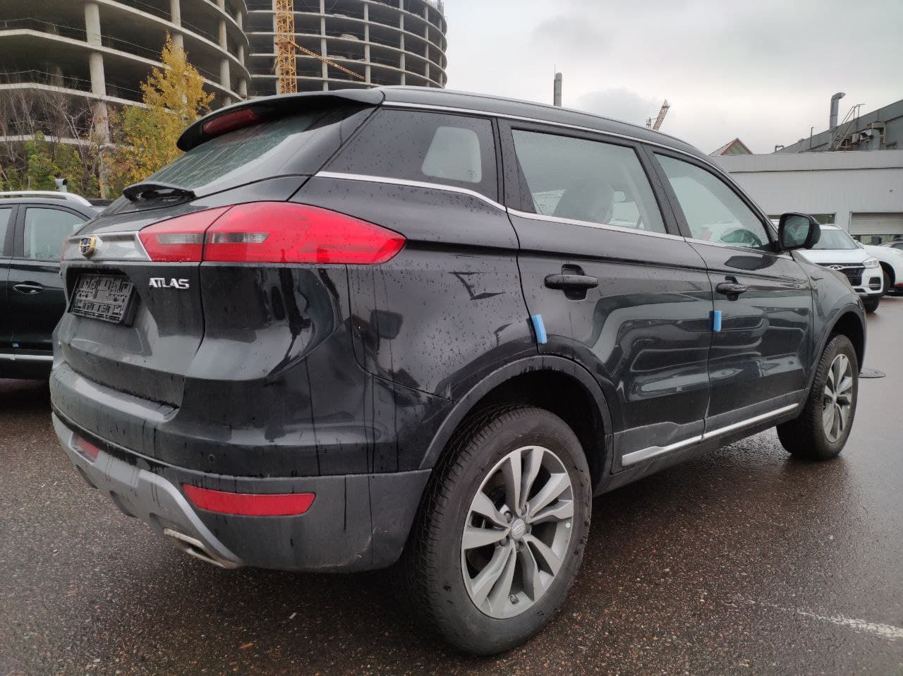 GEELY Atlas миниатюра 3