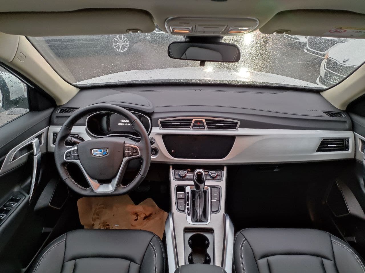 GEELY Atlas миниатюра 6