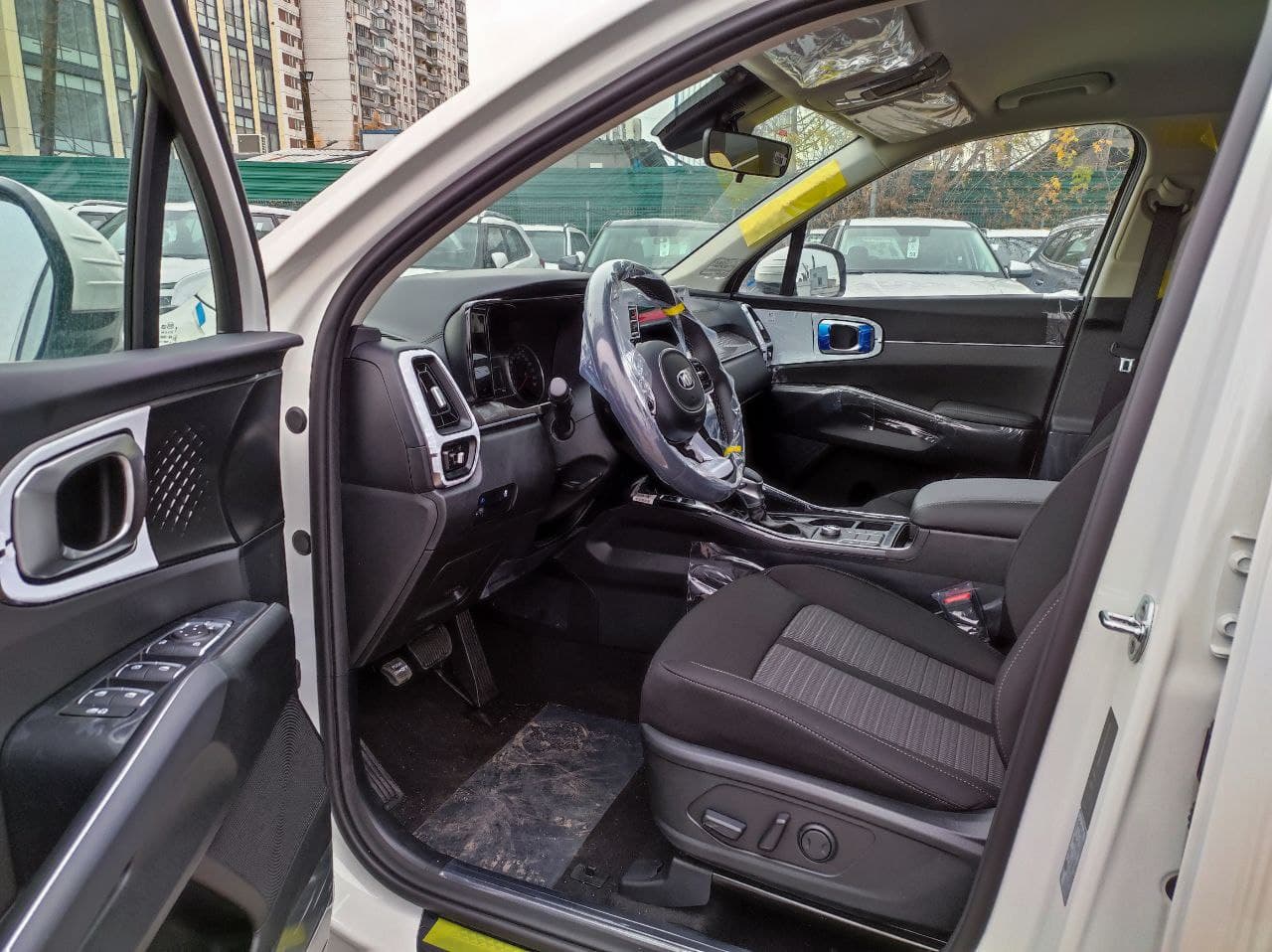 KIA Sorento миниатюра 5