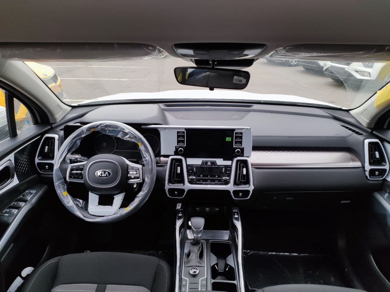 KIA Sorento миниатюра 6