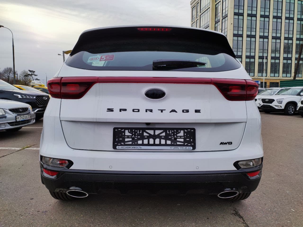 KIA Sportage миниатюра 4