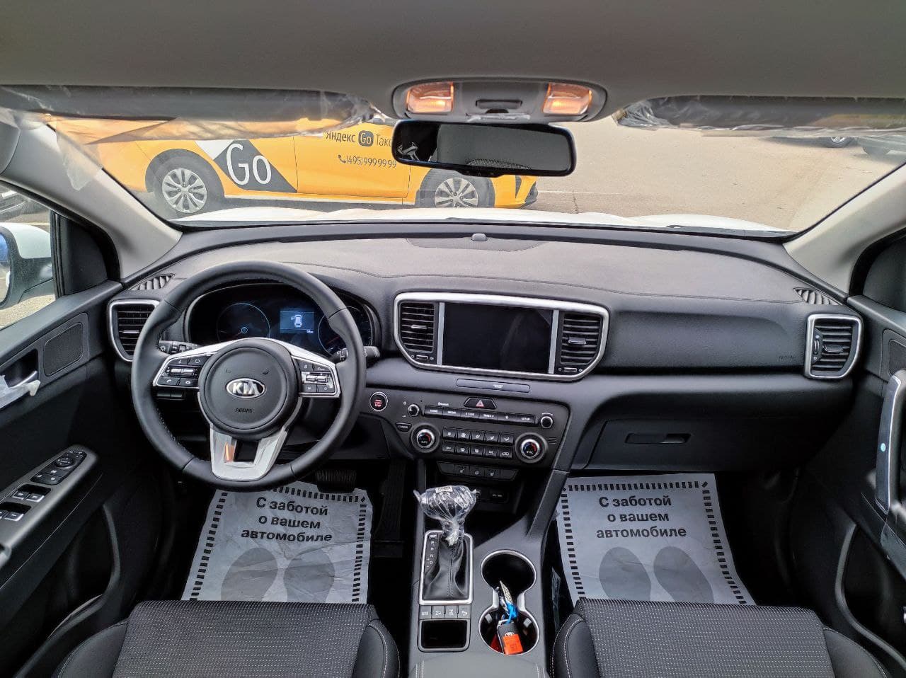 KIA Sportage миниатюра 6