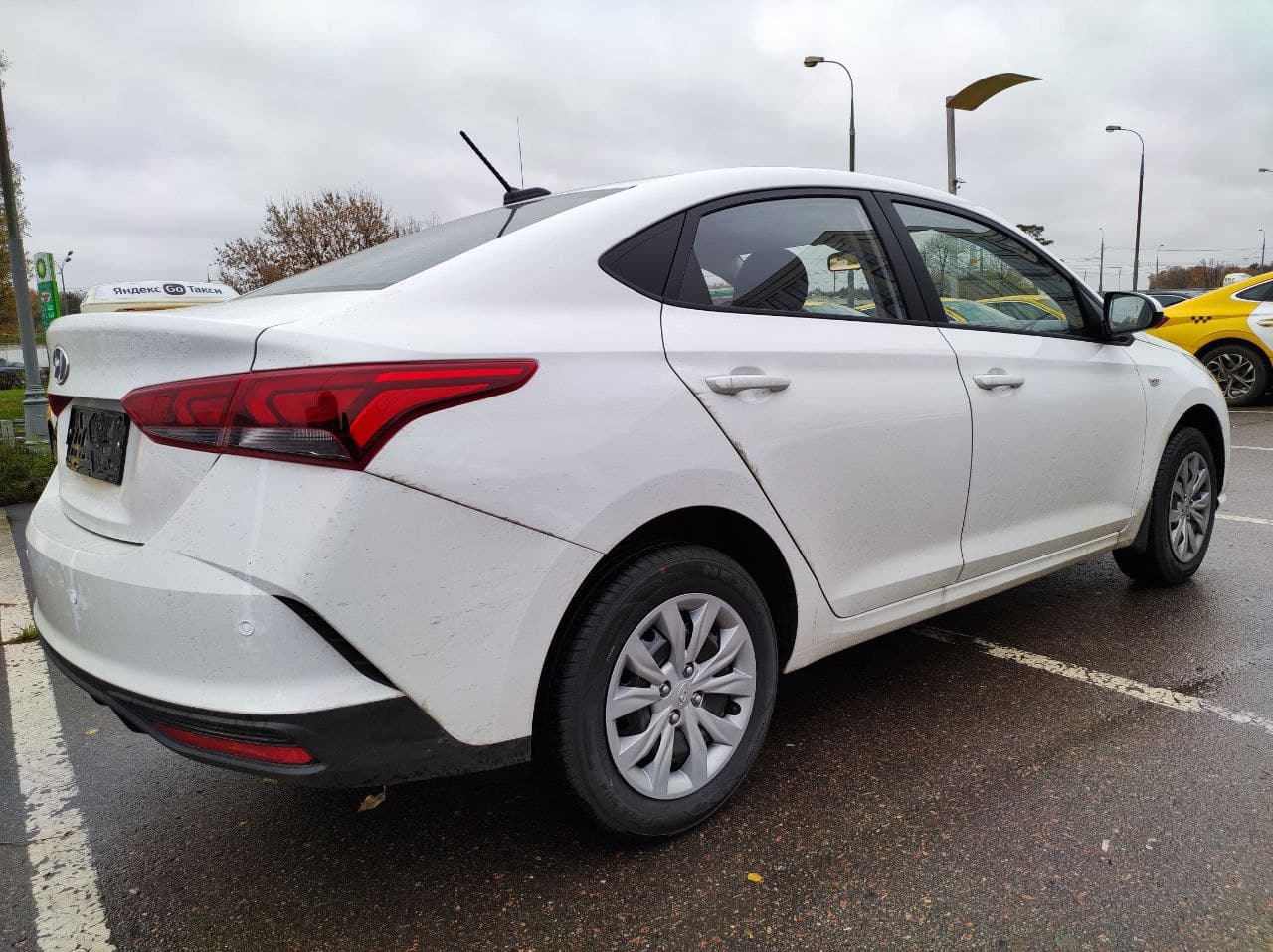 HYUNDAI Solaris миниатюра 3