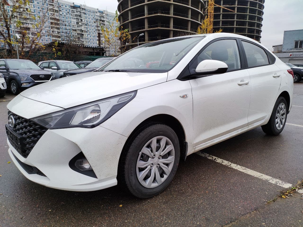 HYUNDAI Solaris миниатюра 1