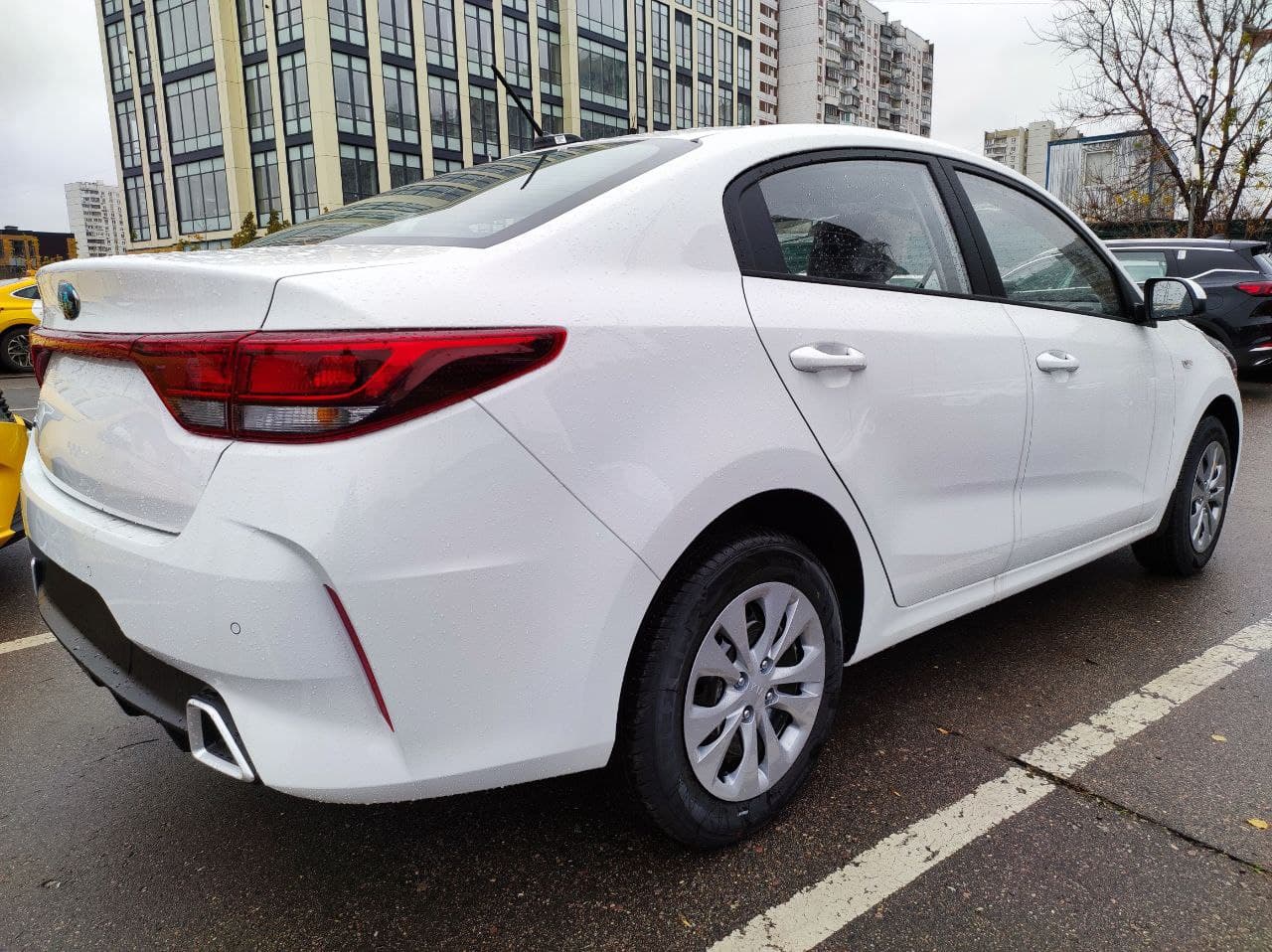 KIA Rio миниатюра 3
